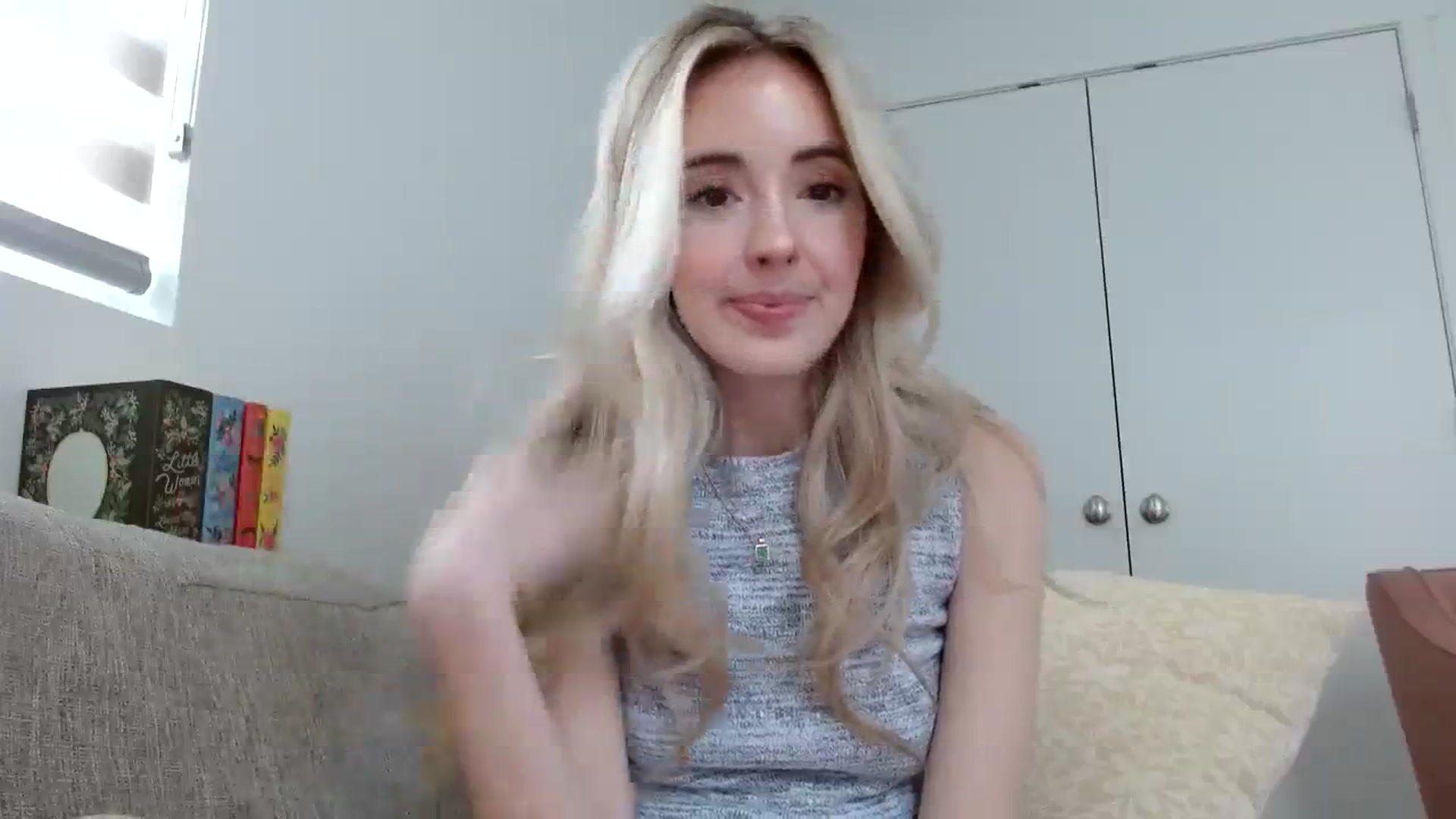 Gallery image thumbnail from Vegansoda's myfreecams stream on, 02/22/2024, 18:30 image 20 of 20