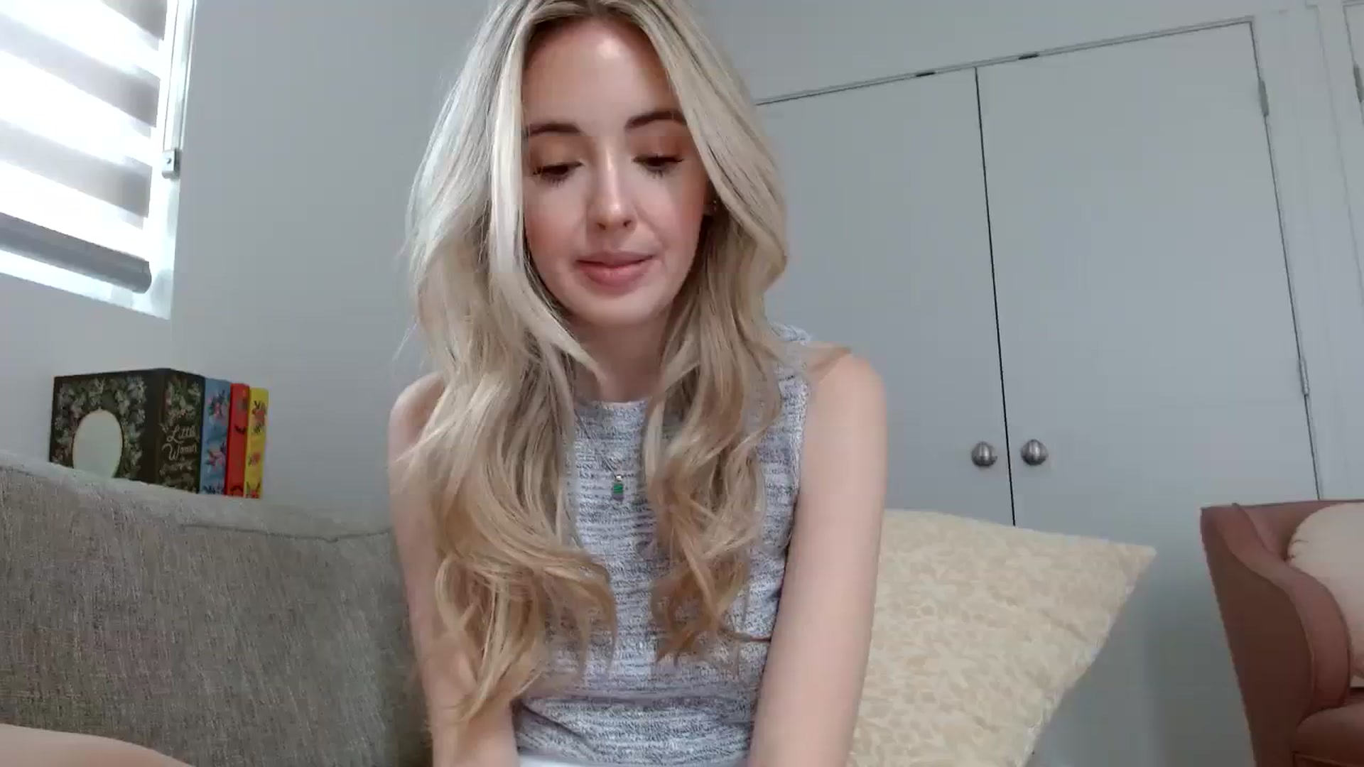 Gallery image thumbnail from Vegansoda's myfreecams stream on, 02/22/2024, 18:30 image 1 of 20
