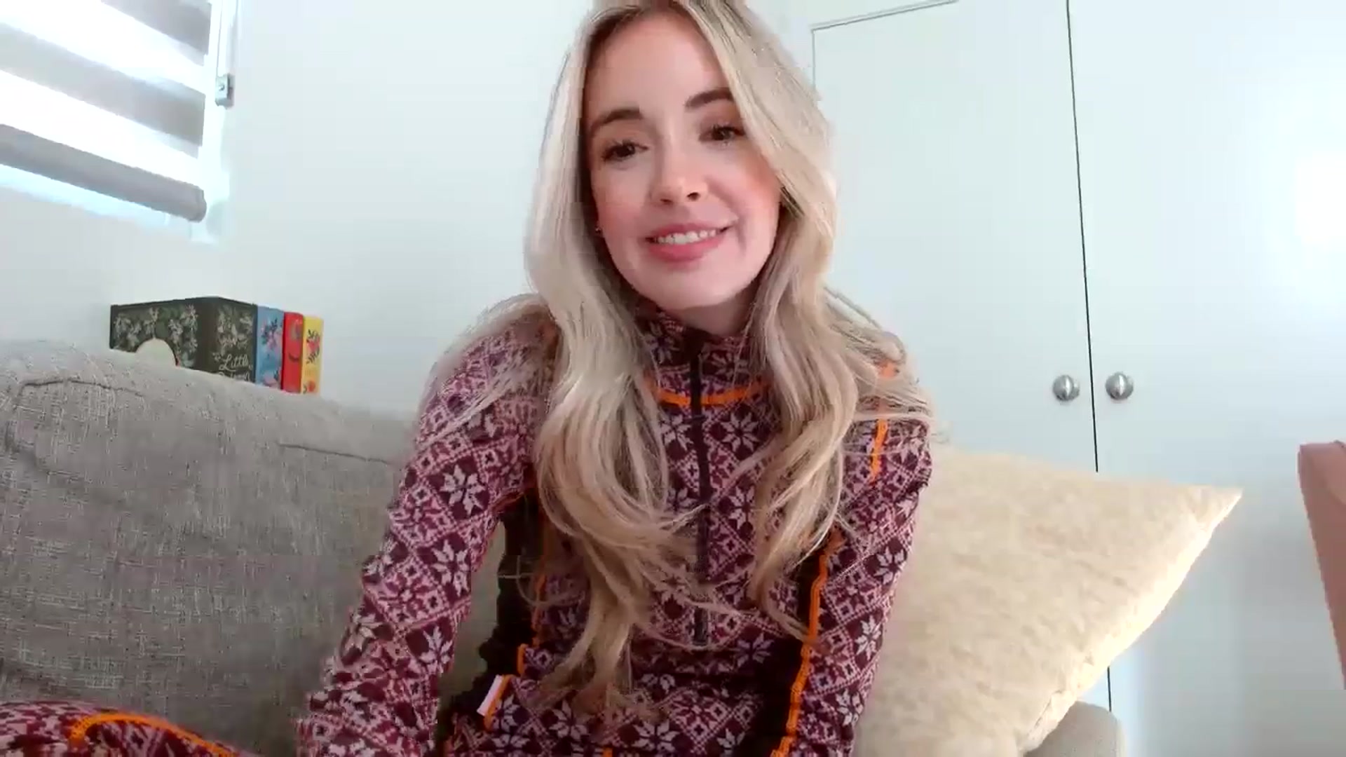 Gallery image thumbnail from Vegansoda's myfreecams stream on, 02/22/2024, 22:24 image 20 of 20