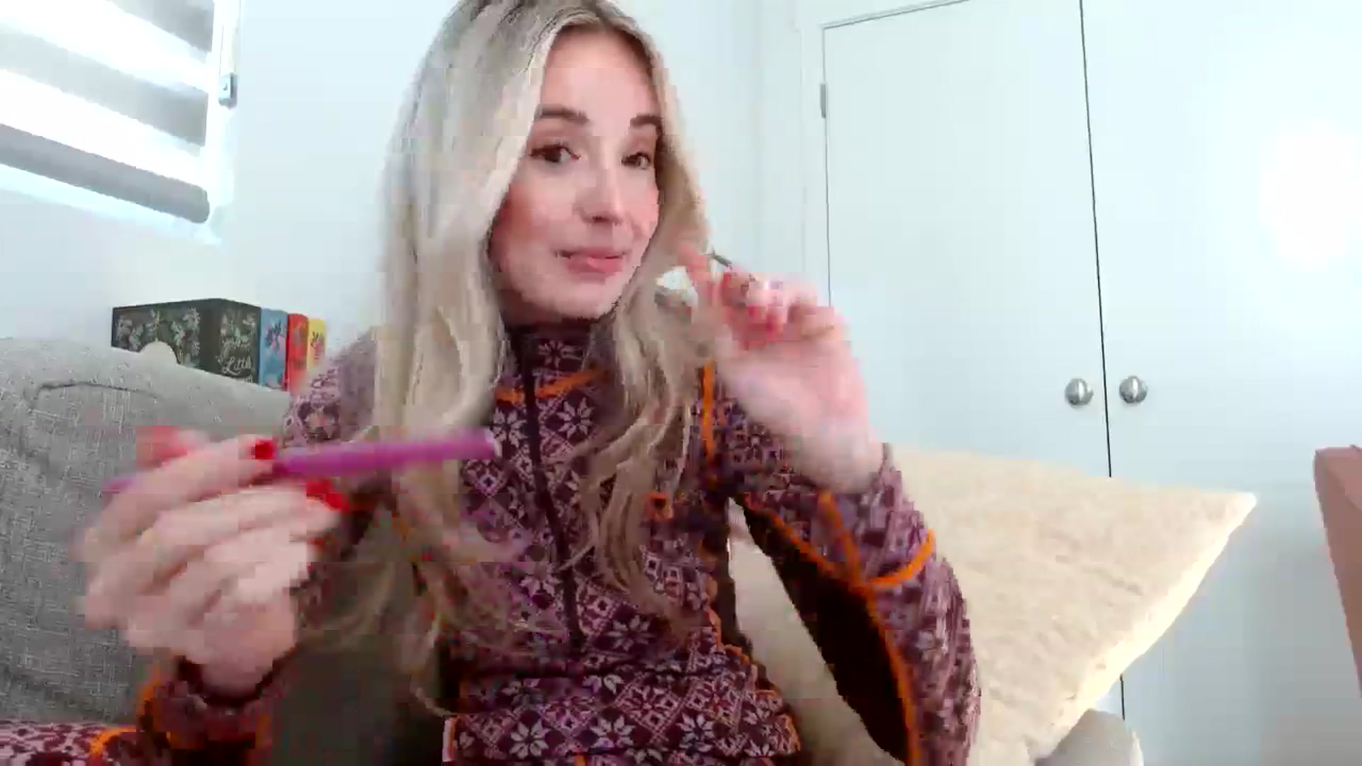 Gallery image thumbnail from Vegansoda's myfreecams stream on, 02/22/2024, 22:24 image 18 of 20