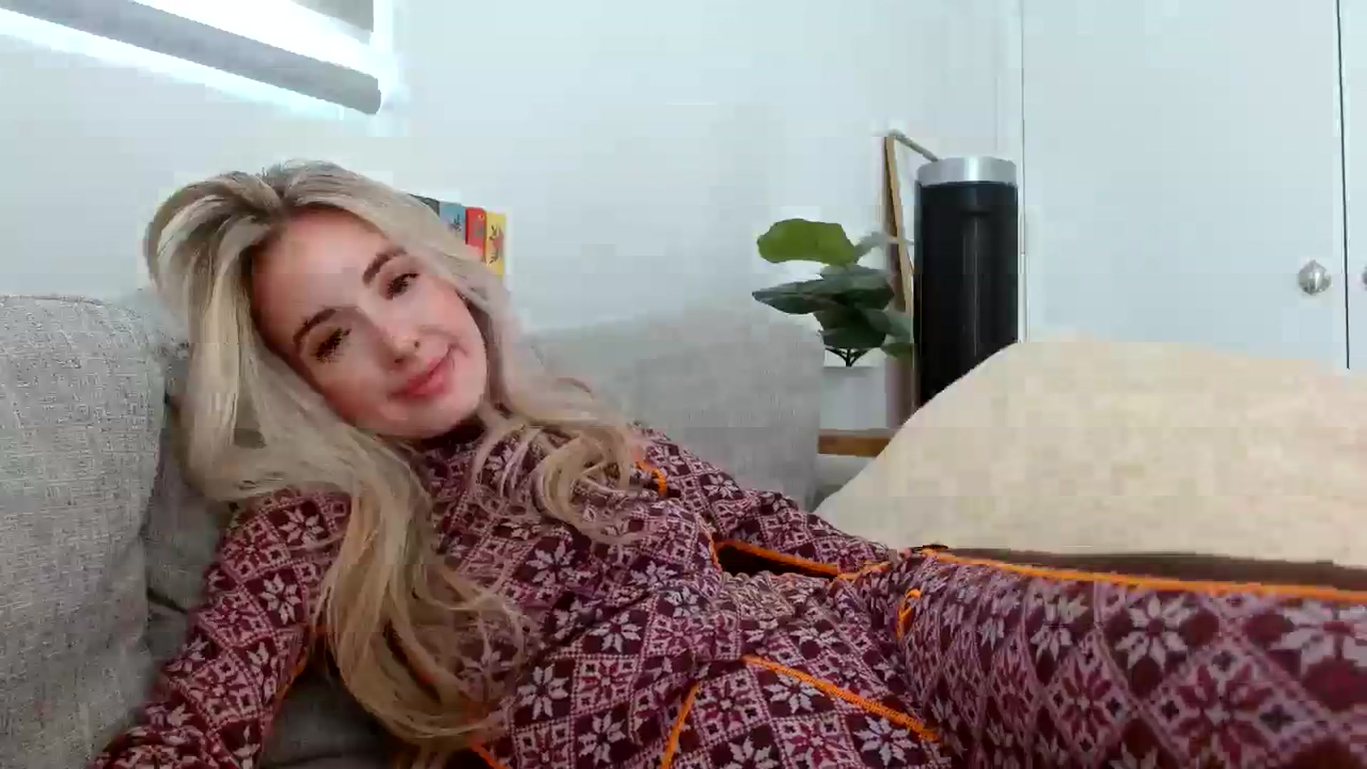 Gallery image thumbnail from Vegansoda's myfreecams stream on, 02/22/2024, 22:55 image 2 of 20