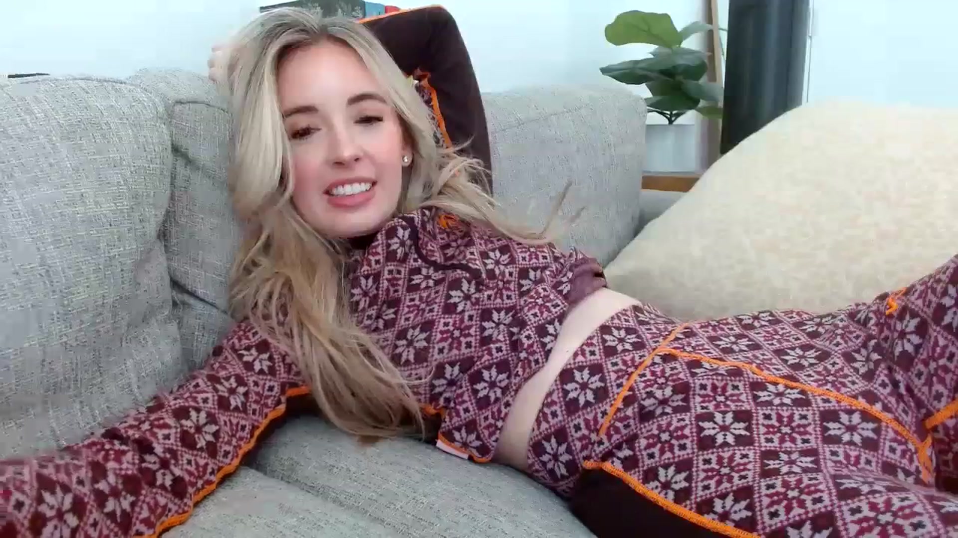 Gallery image thumbnail from Vegansoda's myfreecams stream on, 02/22/2024, 22:55 image 11 of 20