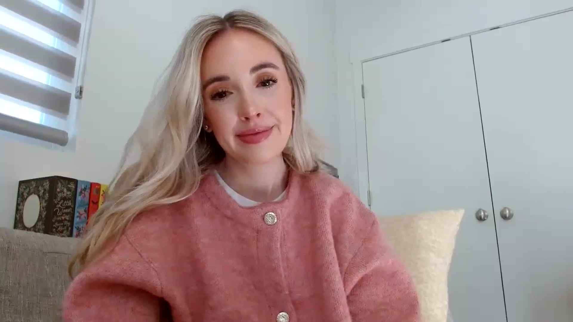 Gallery image thumbnail from Vegansoda's myfreecams stream on, 02/25/2024, 22:09 image 14 of 20