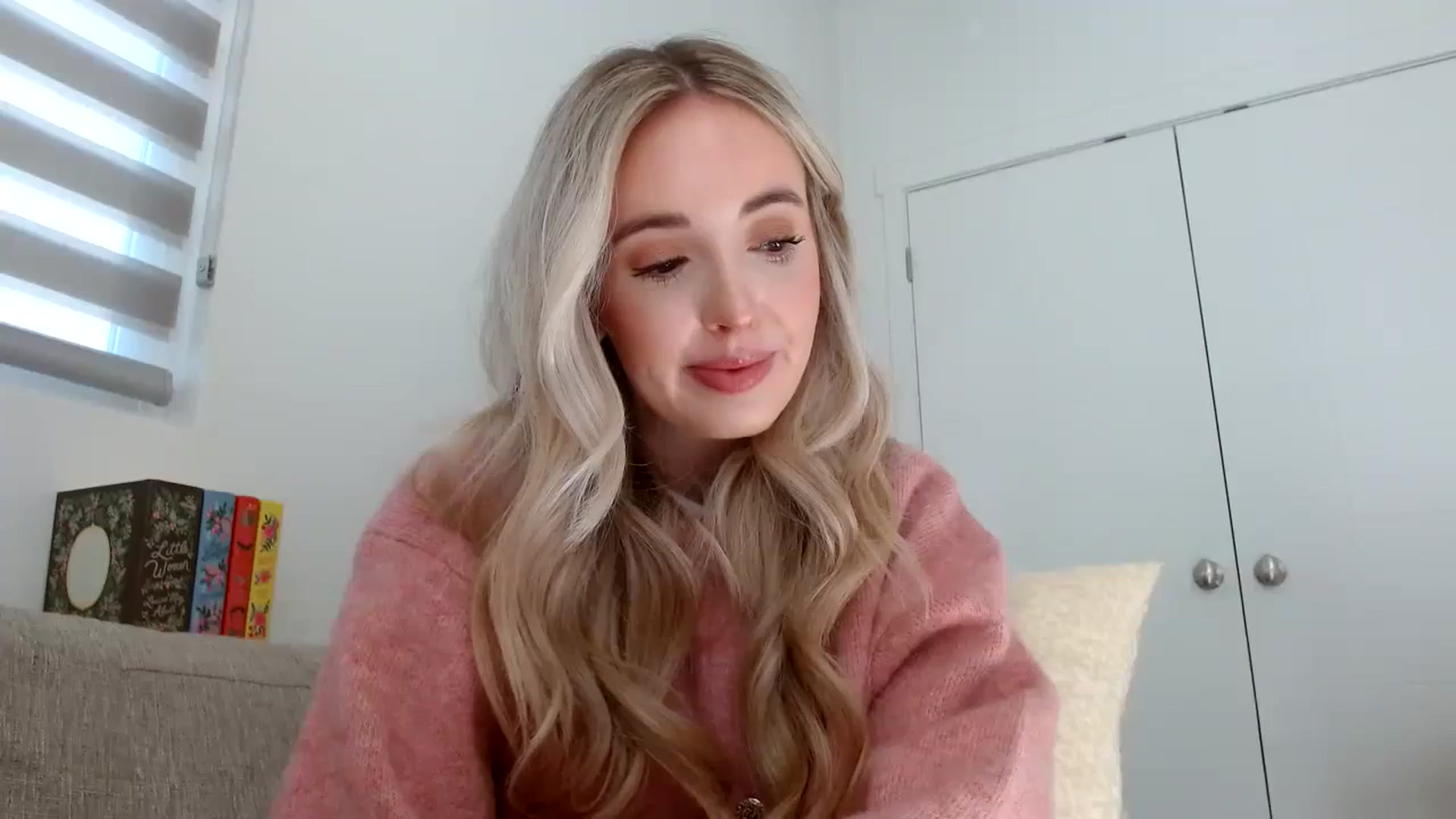 Gallery image thumbnail from Vegansoda's myfreecams stream on, 02/25/2024, 22:09 image 13 of 20