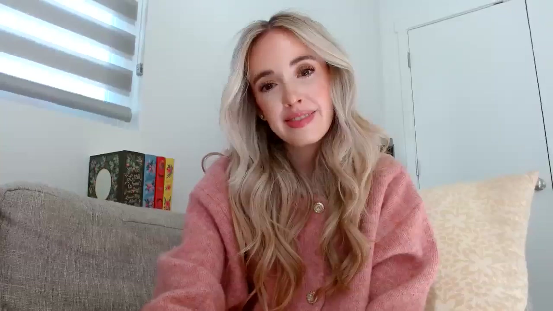 Gallery image thumbnail from Vegansoda's myfreecams stream on, 02/25/2024, 22:09 image 8 of 20