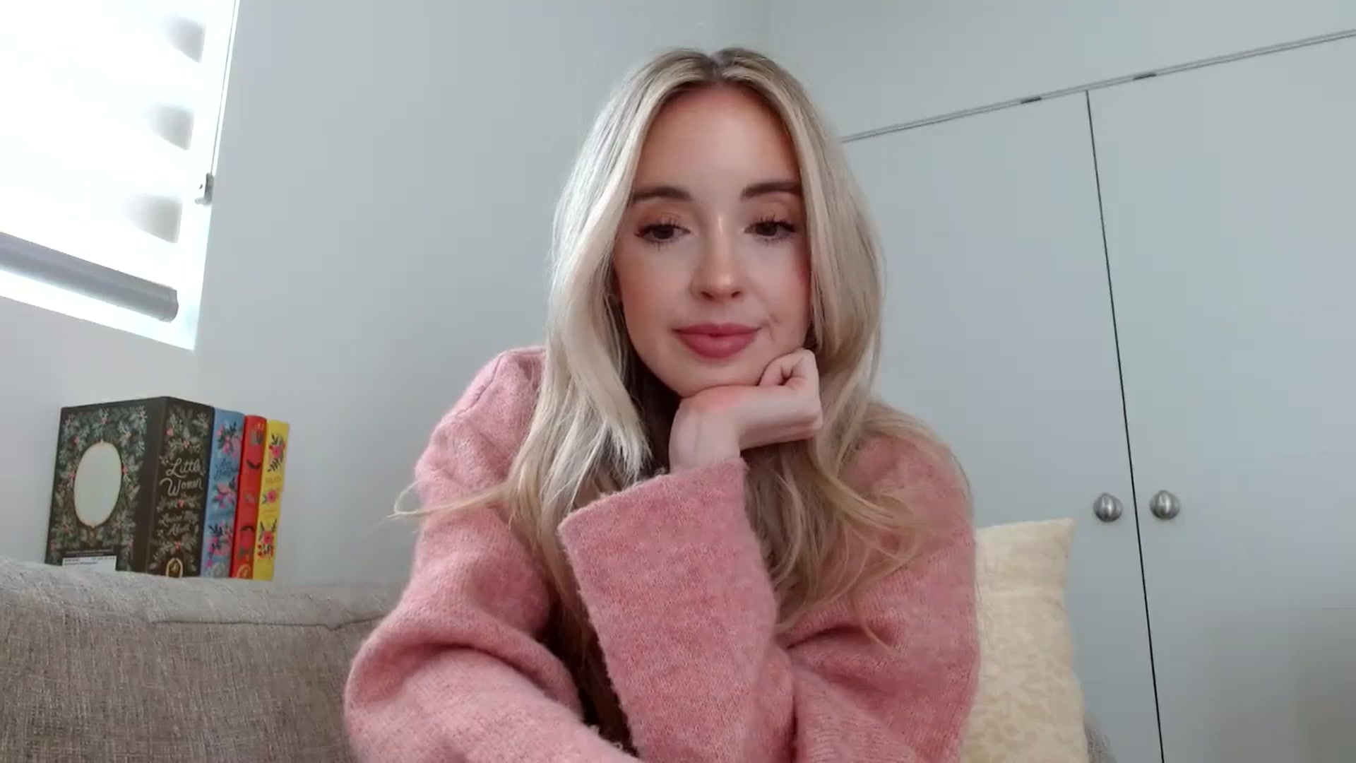 Gallery image thumbnail from Vegansoda's myfreecams stream on, 02/27/2024, 21:24 image 18 of 20