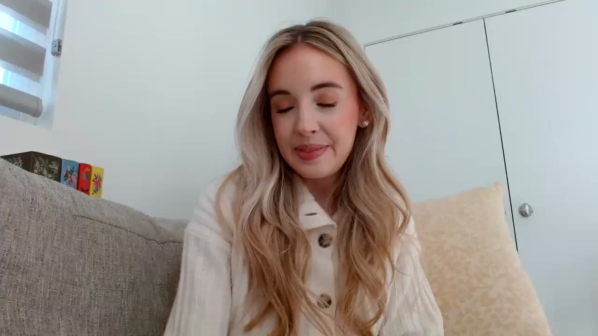 Gallery image thumbnail from Vegansoda's myfreecams stream on, 02/29/2024, 24:01 image 1 of 20
