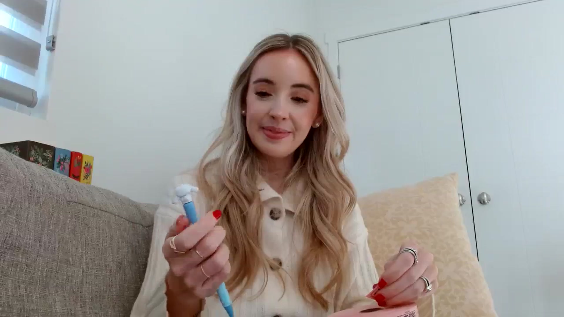 Gallery image thumbnail from Vegansoda's myfreecams stream on, 02/29/2024, 24:01 image 3 of 20
