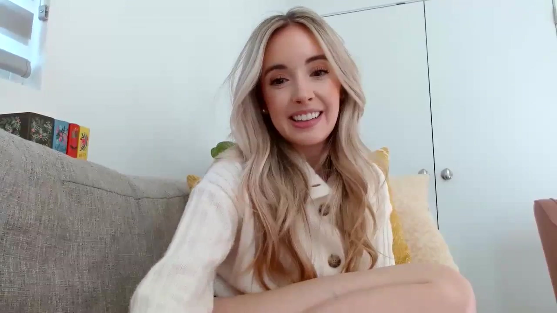 Gallery image thumbnail from Vegansoda's myfreecams stream on, 02/29/2024, 24:01 image 14 of 20