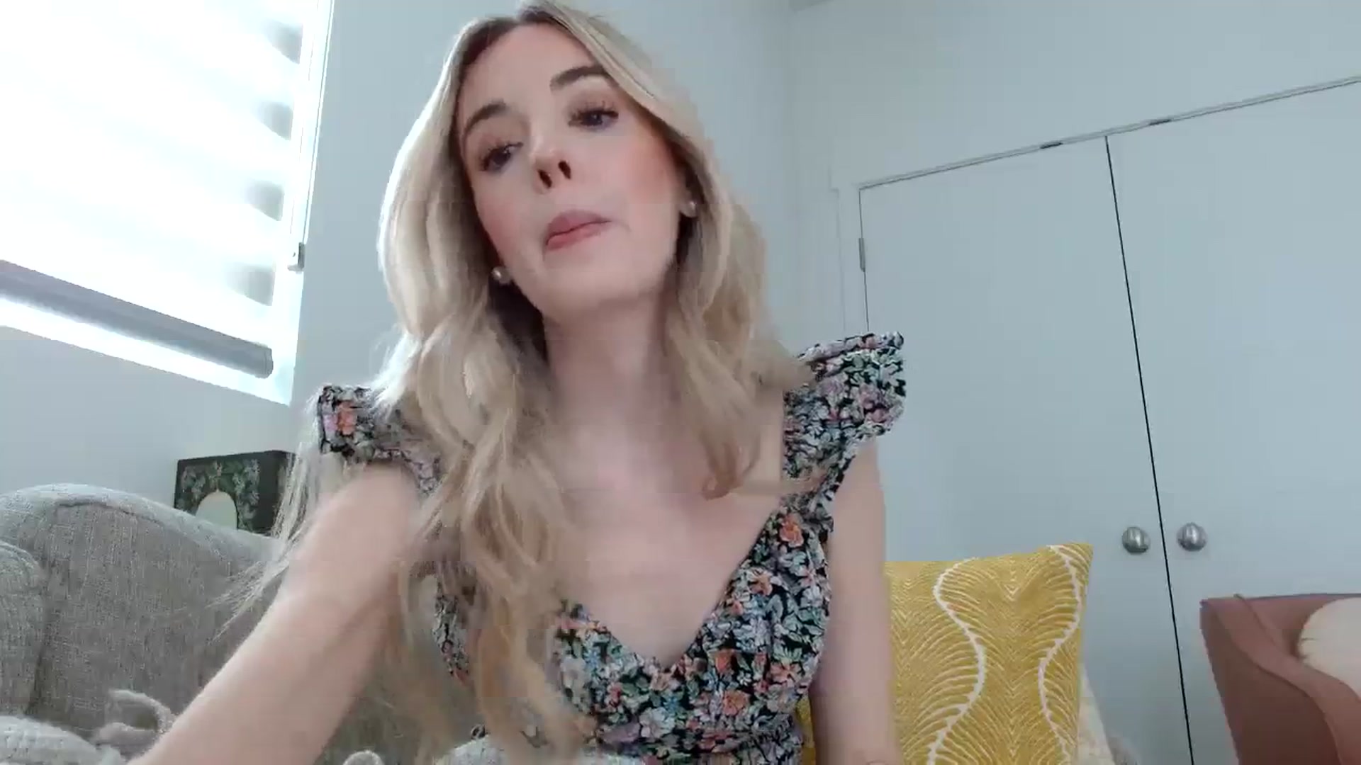 Gallery image thumbnail from Vegansoda's myfreecams stream on, 03/04/2024, 20:23 image 7 of 20