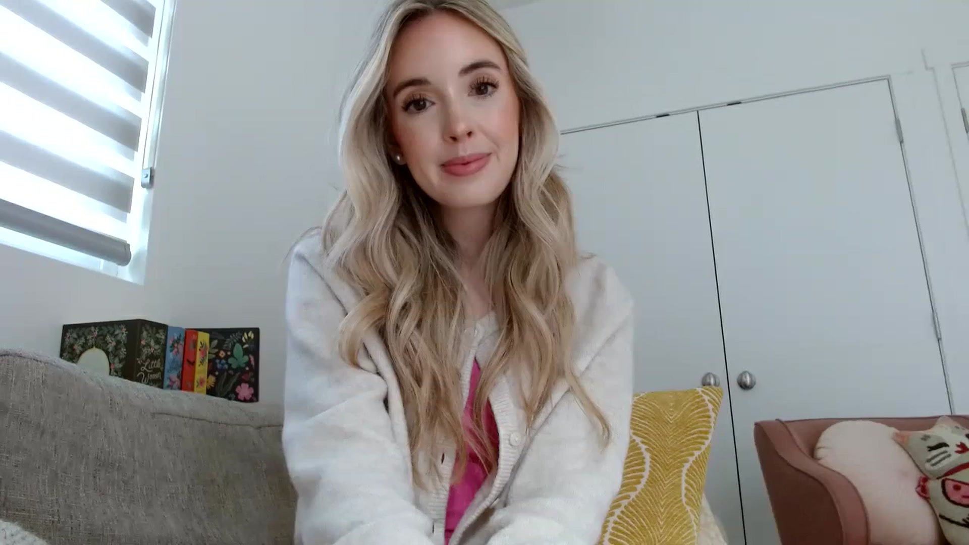 Gallery image thumbnail from Vegansoda's myfreecams stream on, 03/05/2024, 22:41 image 8 of 20