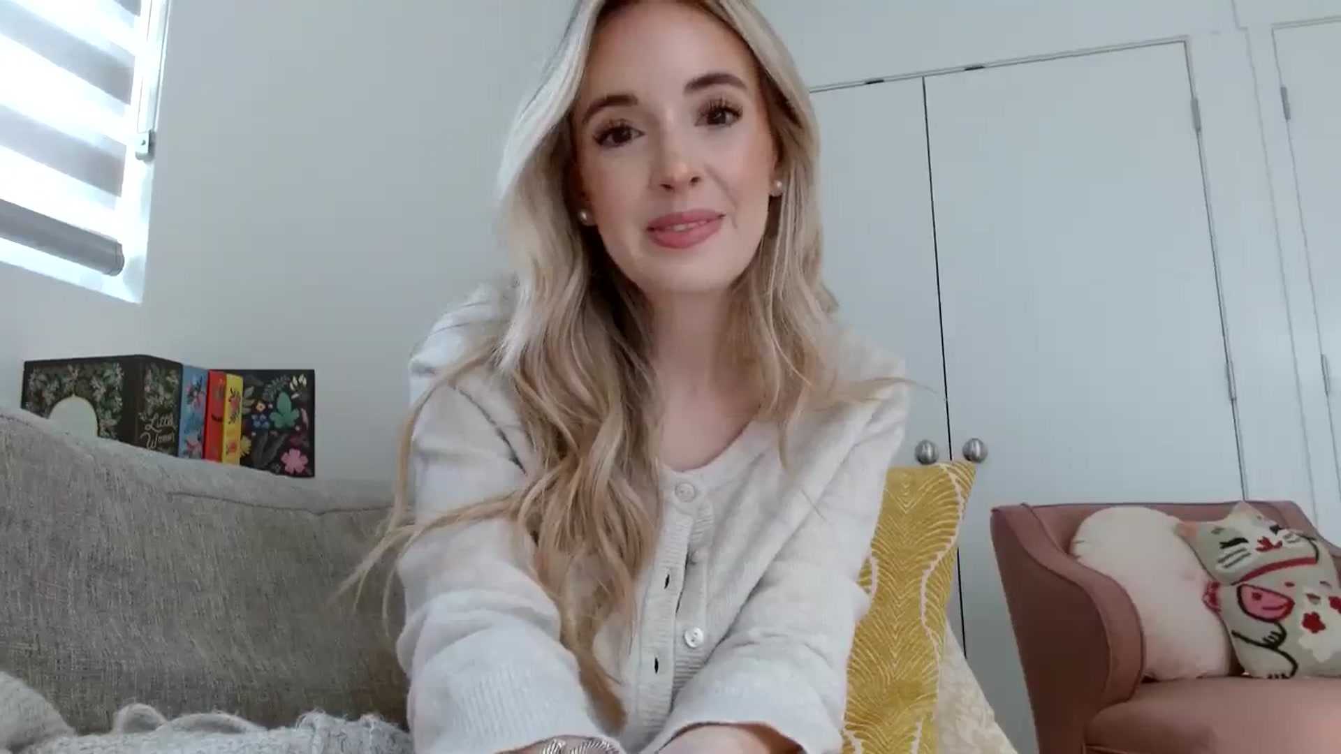 Gallery image thumbnail from Vegansoda's myfreecams stream on, 03/05/2024, 22:41 image 19 of 20