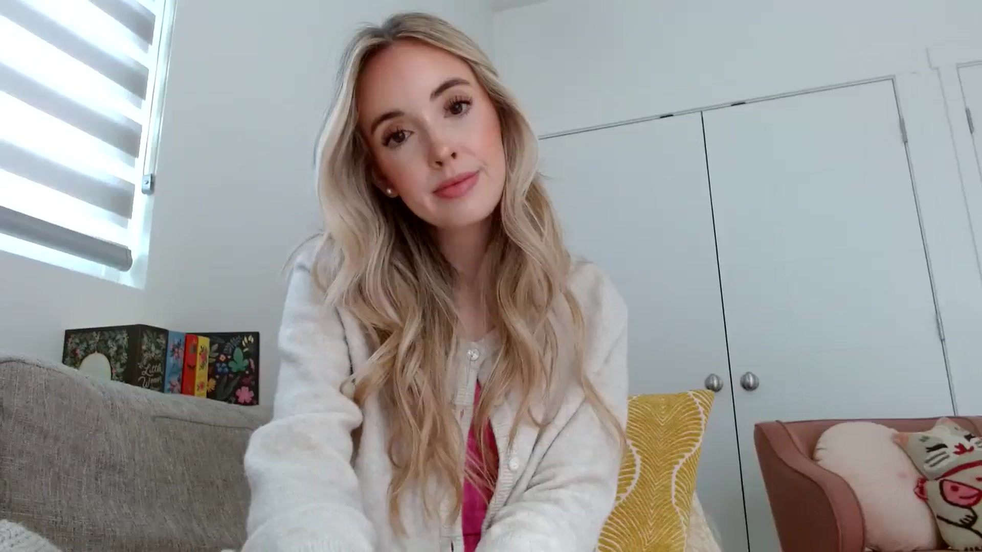 Gallery image thumbnail from Vegansoda's myfreecams stream on, 03/05/2024, 22:41 image 7 of 20