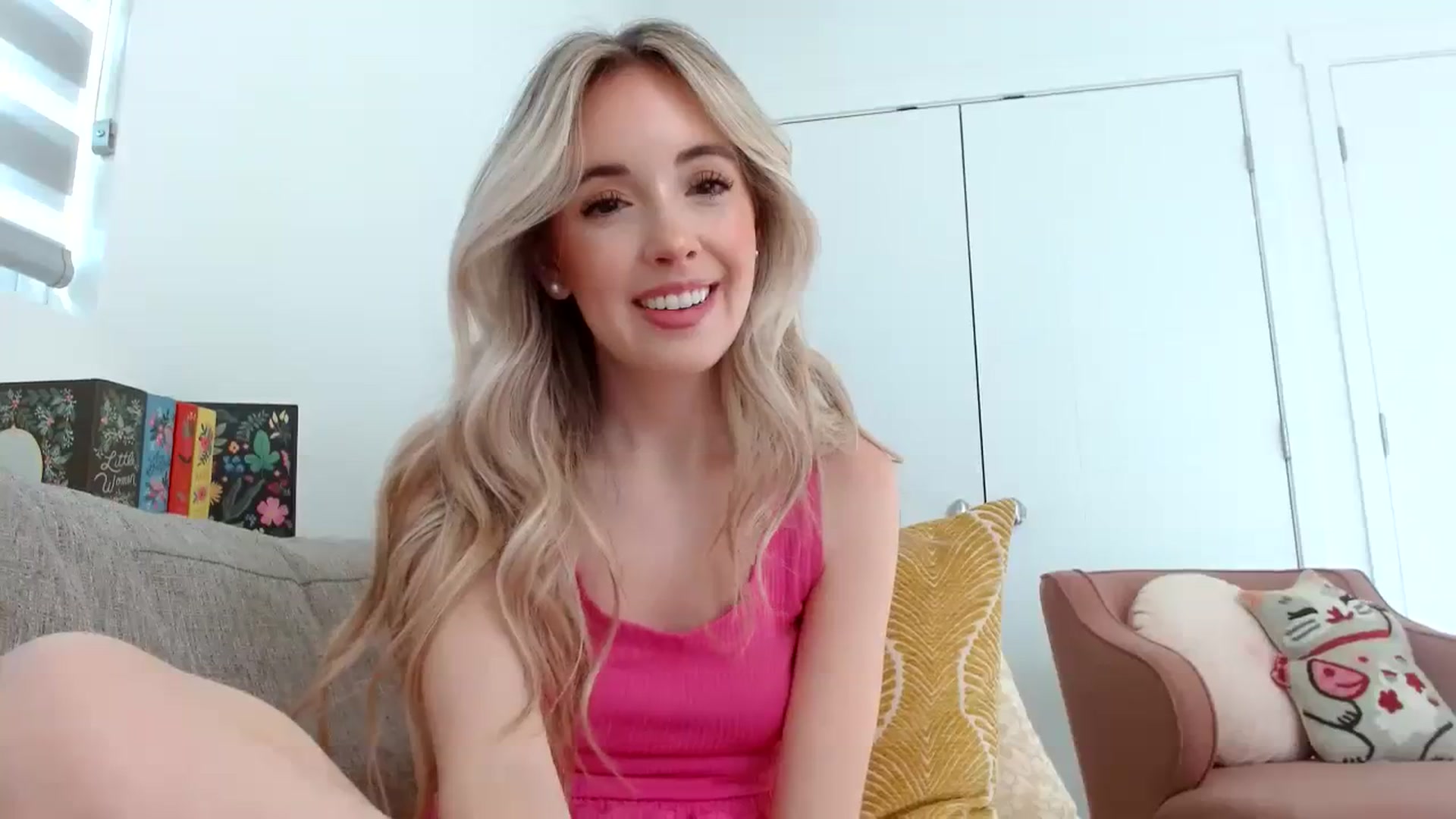 Gallery image thumbnail from Vegansoda's myfreecams stream on, 03/06/2024, 24:01 image 14 of 20