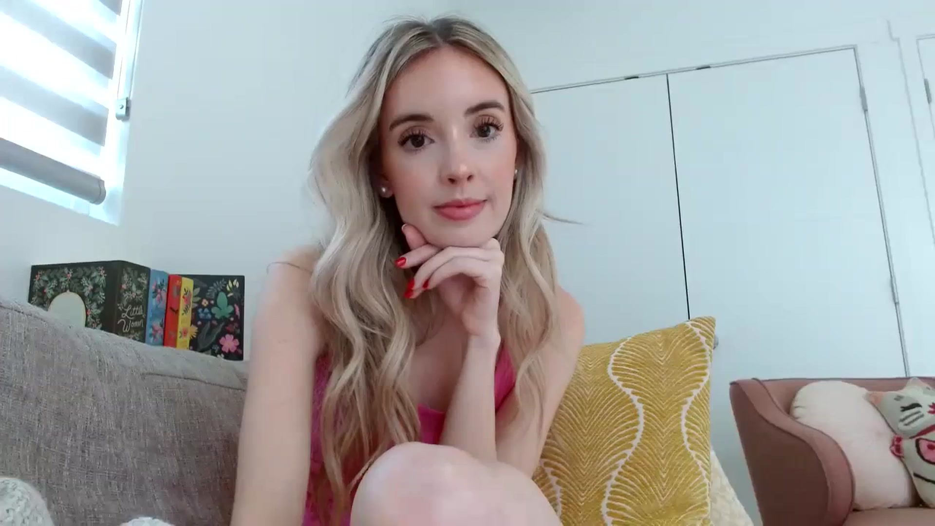 Gallery image thumbnail from Vegansoda's myfreecams stream on, 03/06/2024, 24:01 image 3 of 20