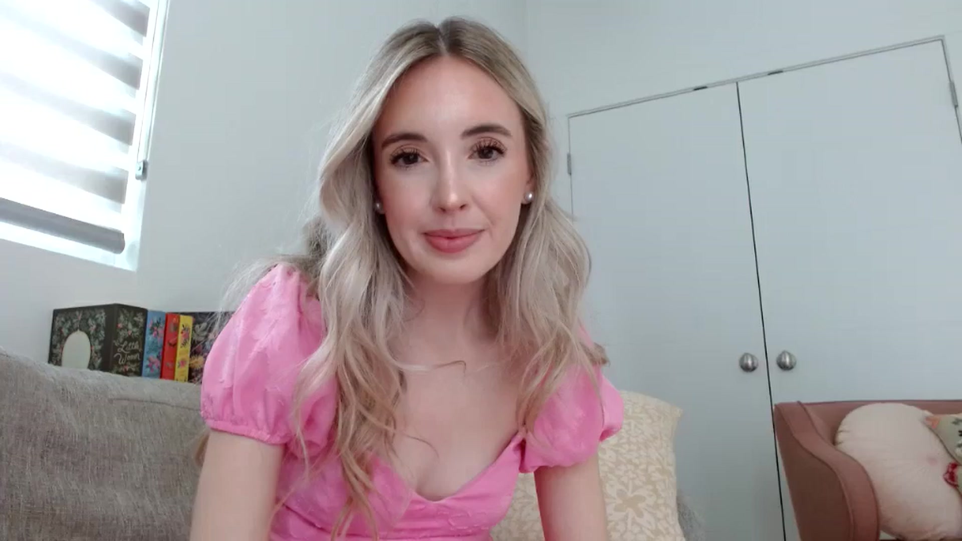 Gallery image thumbnail from Vegansoda's myfreecams stream on, 03/06/2024, 23:47 image 16 of 20