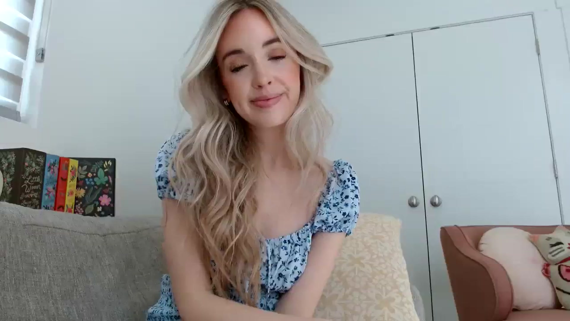 Gallery image thumbnail from Vegansoda's myfreecams stream on, 03/07/2024, 22:35 image 3 of 20