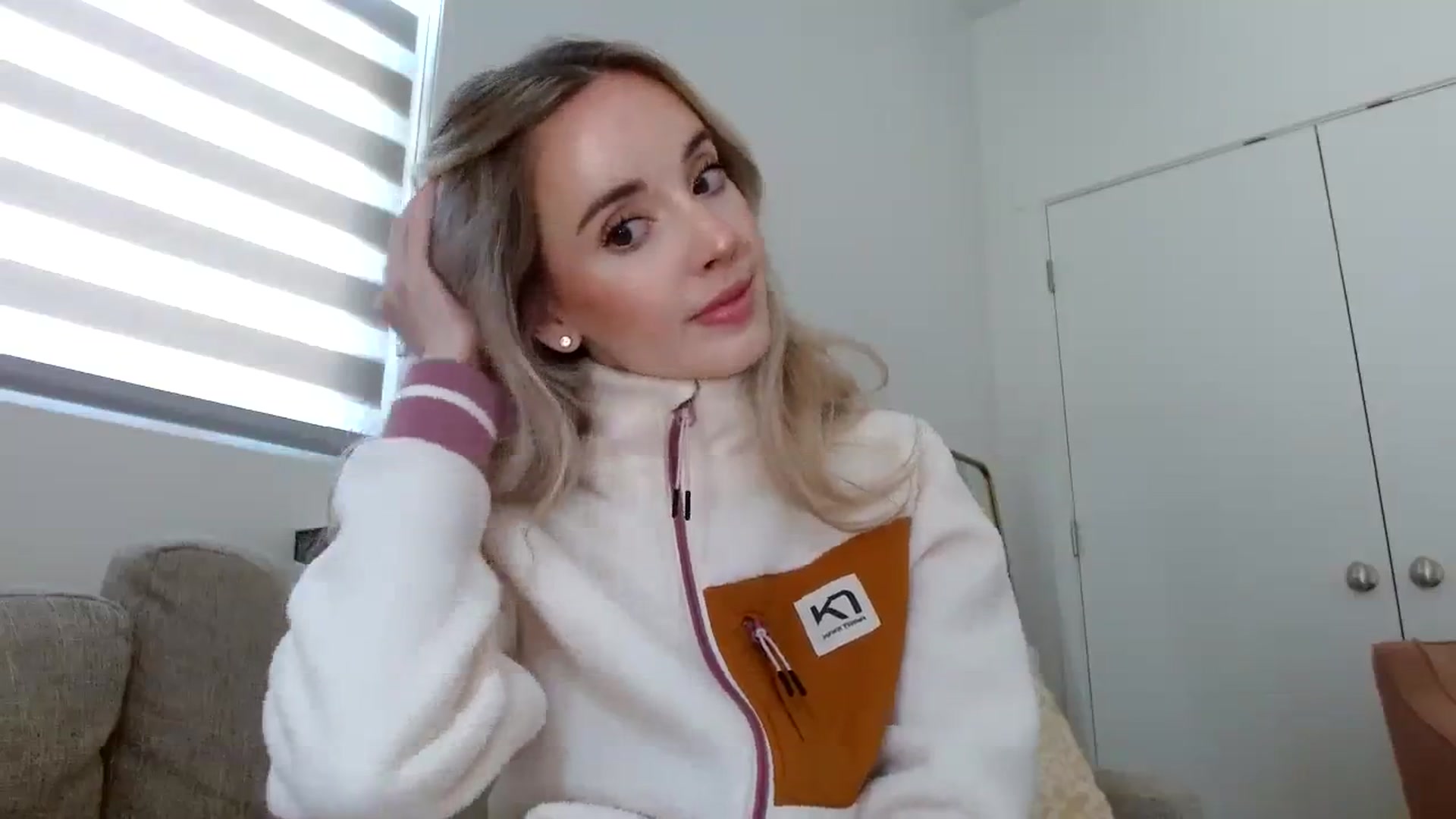 Gallery image thumbnail from Vegansoda's myfreecams stream on, 03/09/2024, 20:30 image 12 of 20