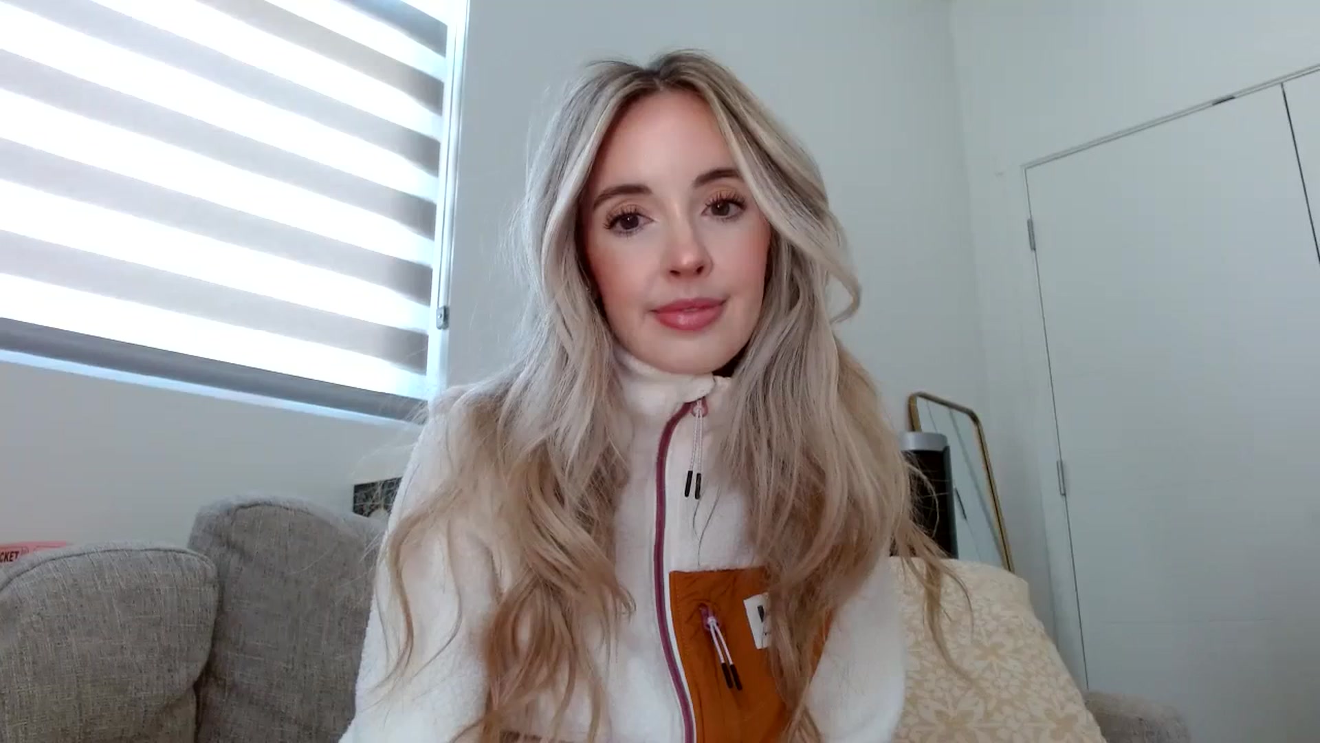 Gallery image thumbnail from Vegansoda's myfreecams stream on, 03/09/2024, 20:30 image 20 of 20