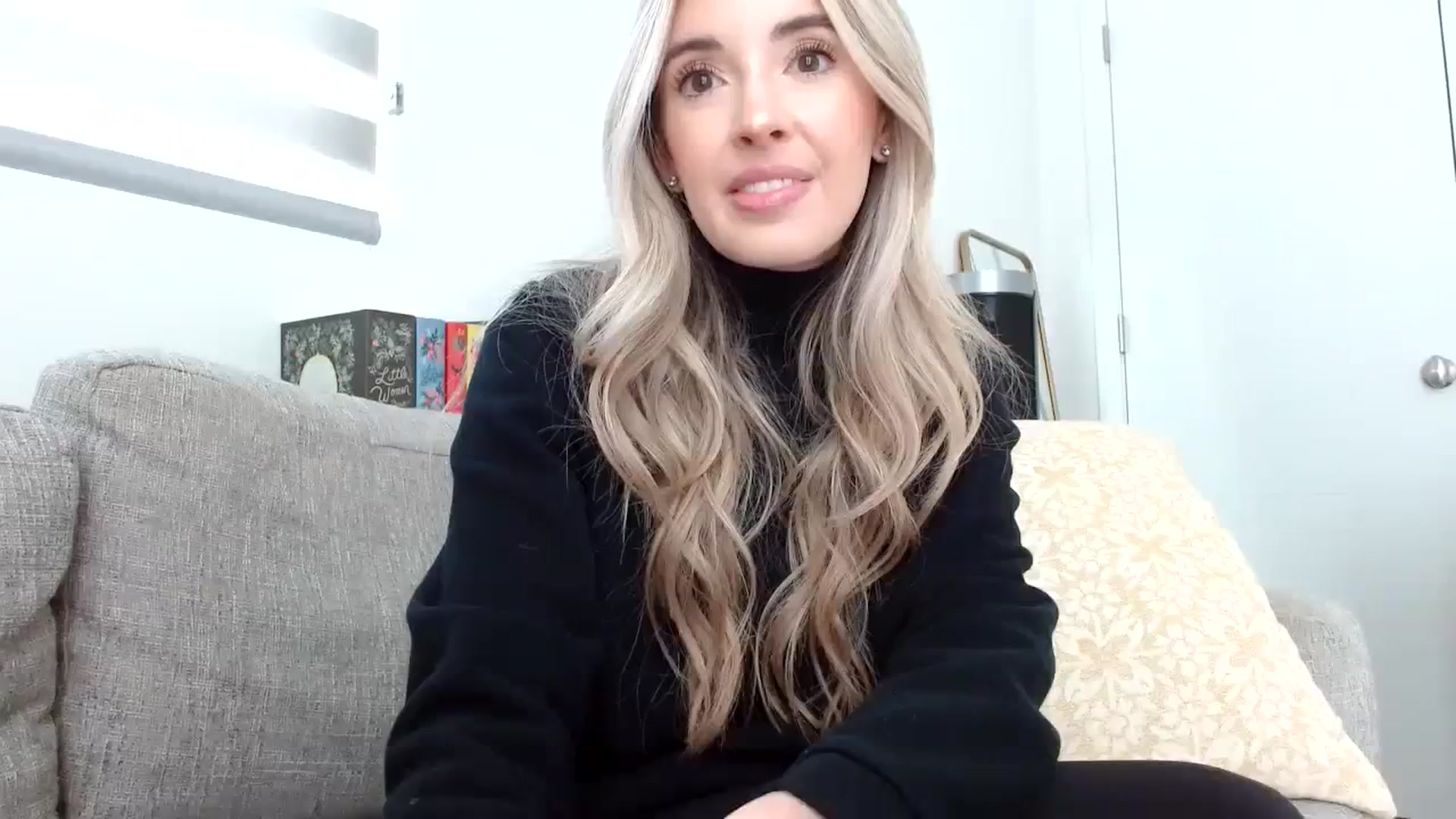 Gallery image thumbnail from Vegansoda's myfreecams stream on, 03/10/2024, 22:21 image 11 of 20