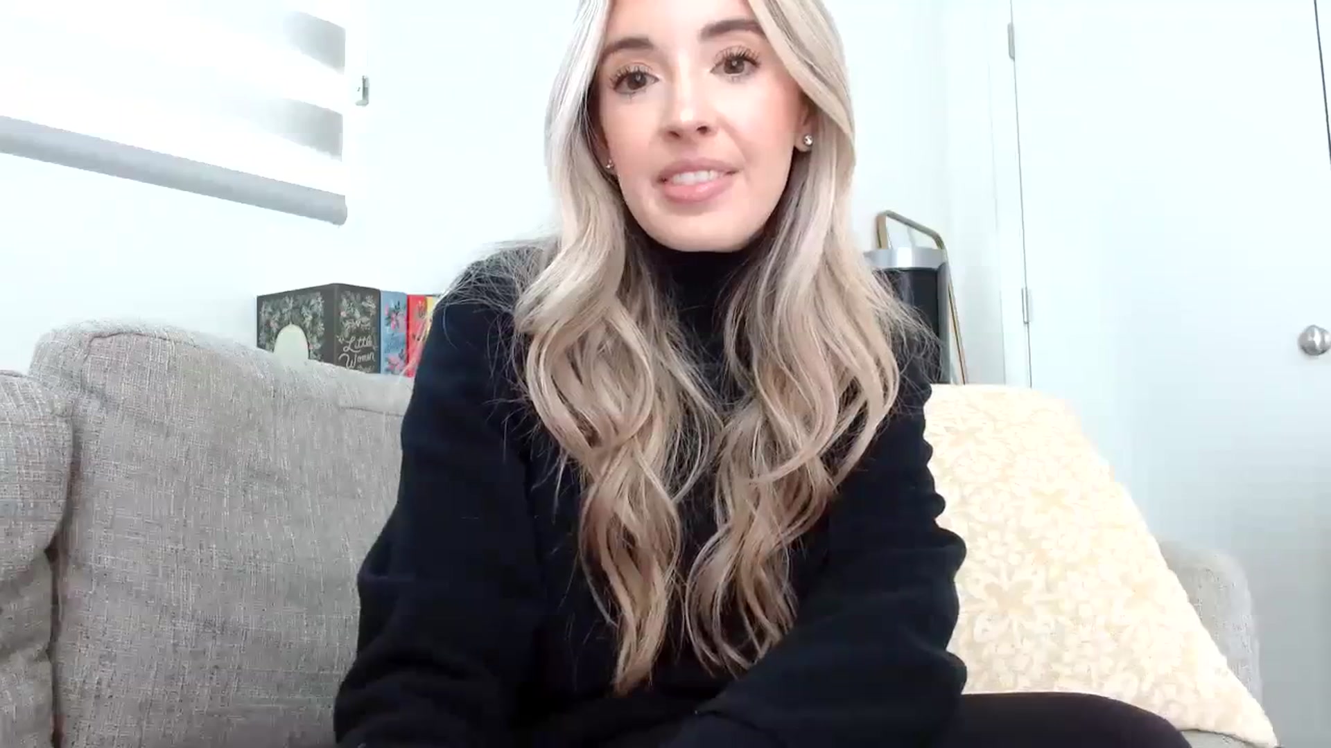 Gallery image thumbnail from Vegansoda's myfreecams stream on, 03/10/2024, 22:21 image 10 of 20