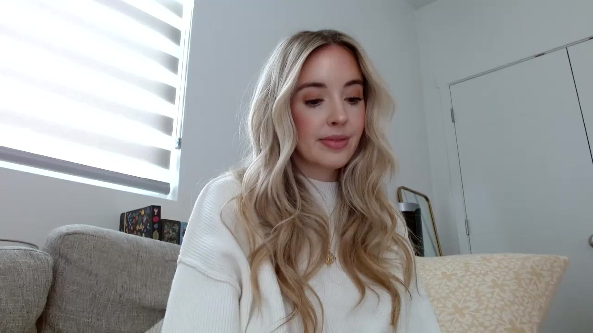 Gallery image thumbnail from Vegansoda's myfreecams stream on, 03/13/2024, 21:21 image 2 of 20