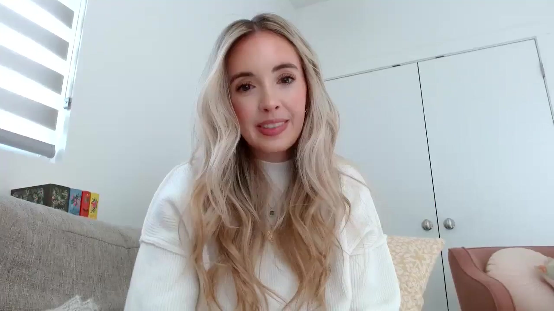 Gallery image thumbnail from Vegansoda's myfreecams stream on, 03/13/2024, 22:52 image 19 of 20
