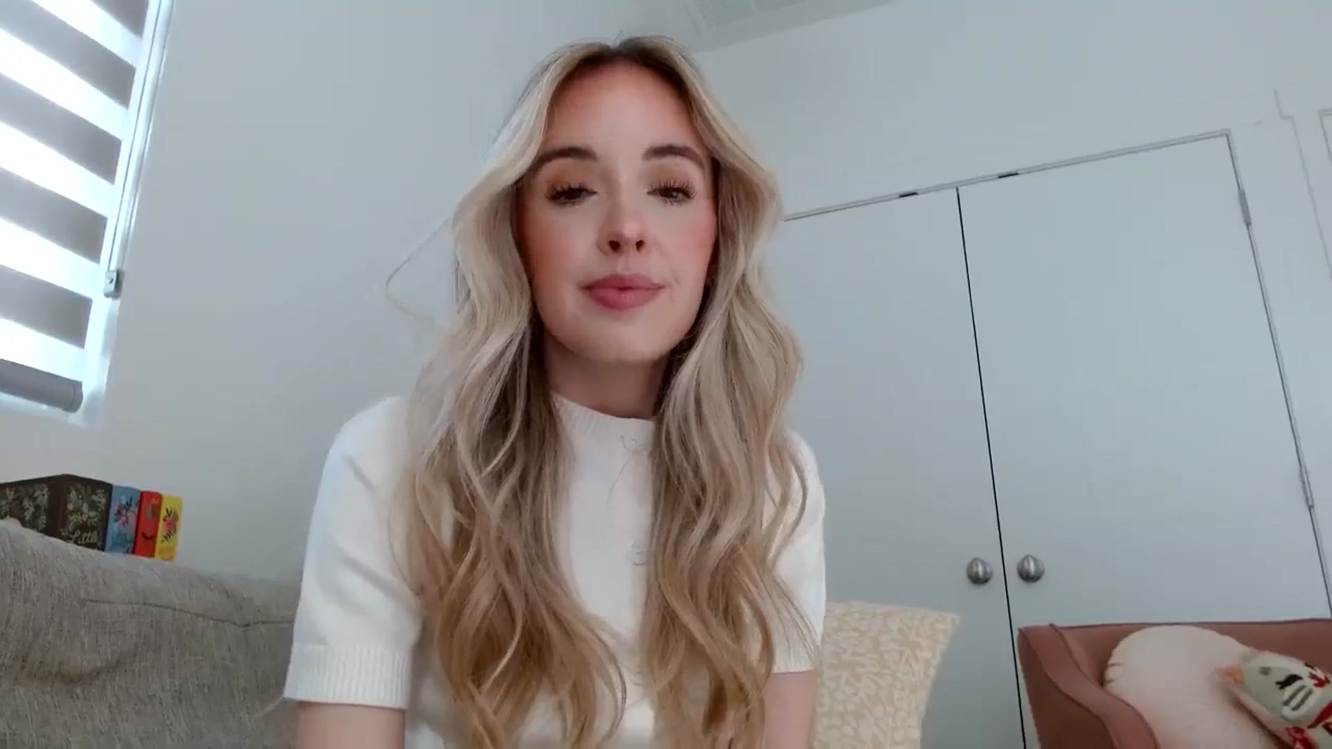 Gallery image thumbnail from Vegansoda's myfreecams stream on, 03/14/2024, 22:32 image 8 of 20