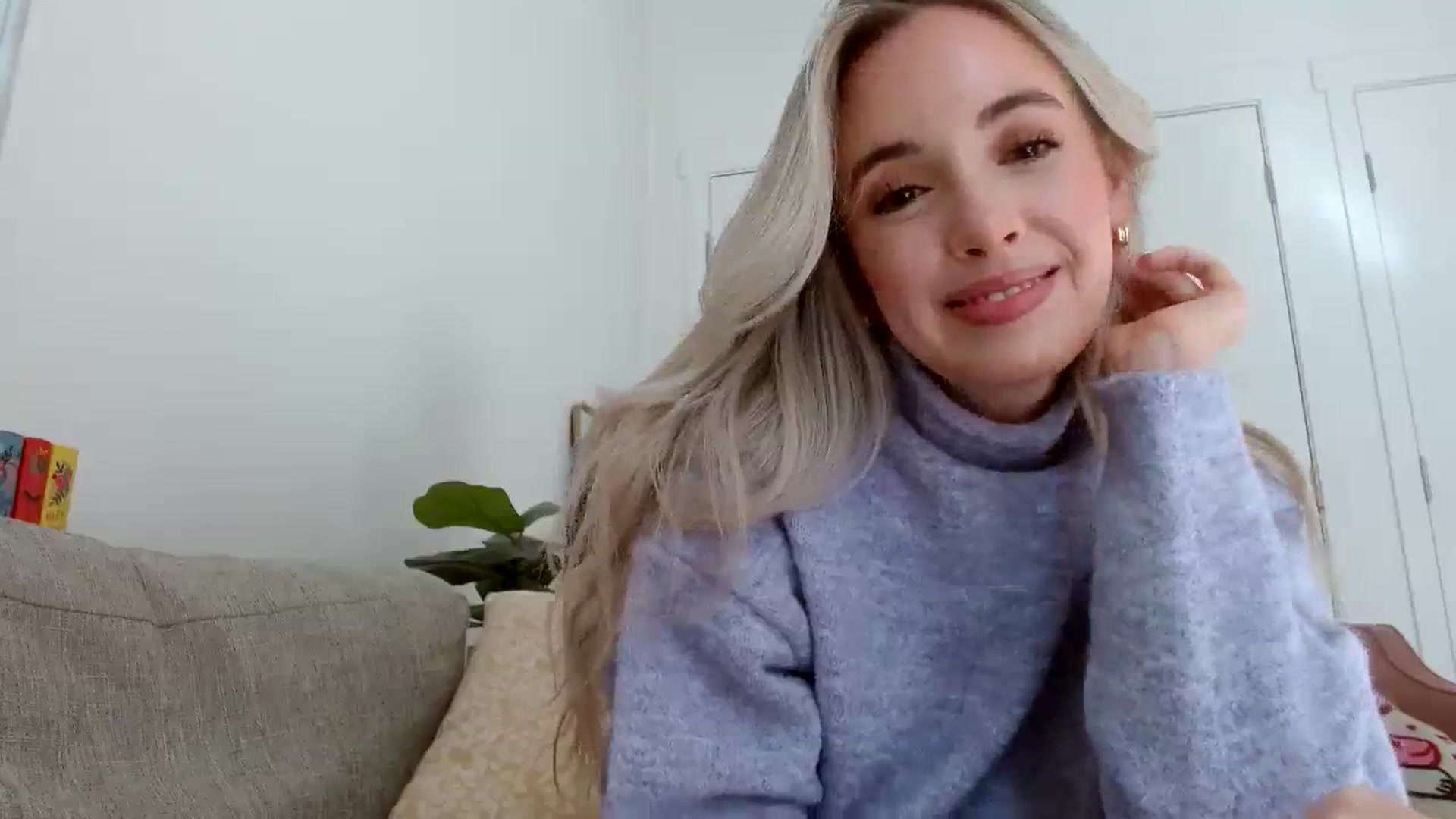 Gallery image thumbnail from Vegansoda's myfreecams stream on, 03/20/2024, 22:03 image 19 of 20