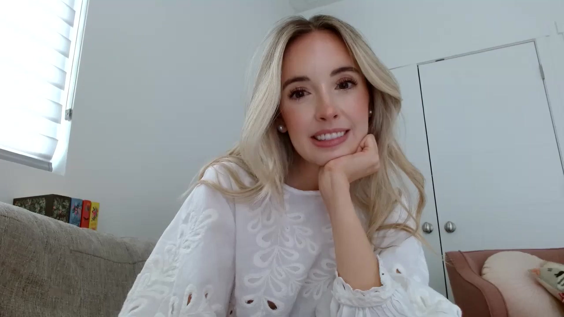 Gallery image thumbnail from Vegansoda's myfreecams stream on, 03/26/2024, 21:59 image 8 of 20