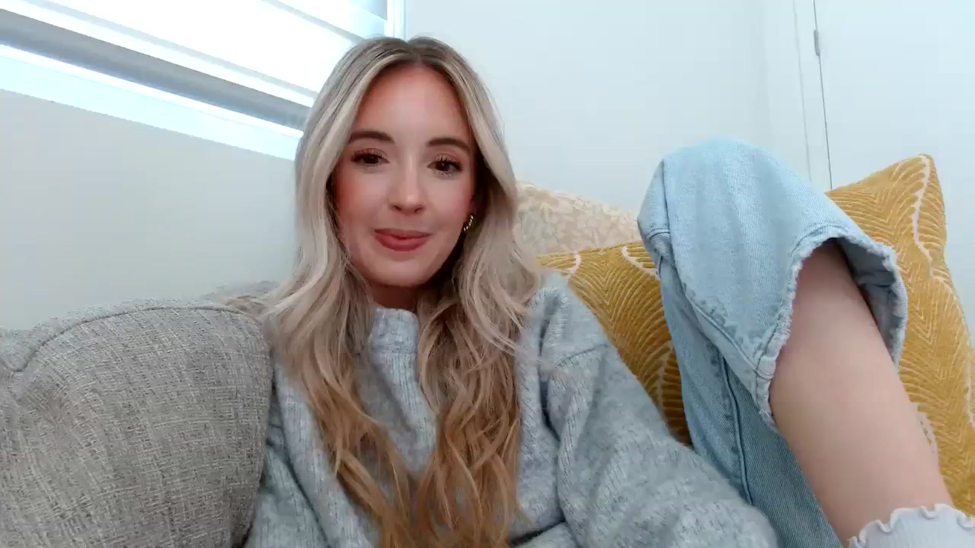 Gallery image thumbnail from Vegansoda's myfreecams stream on, 04/01/2024, 21:21 image 13 of 20