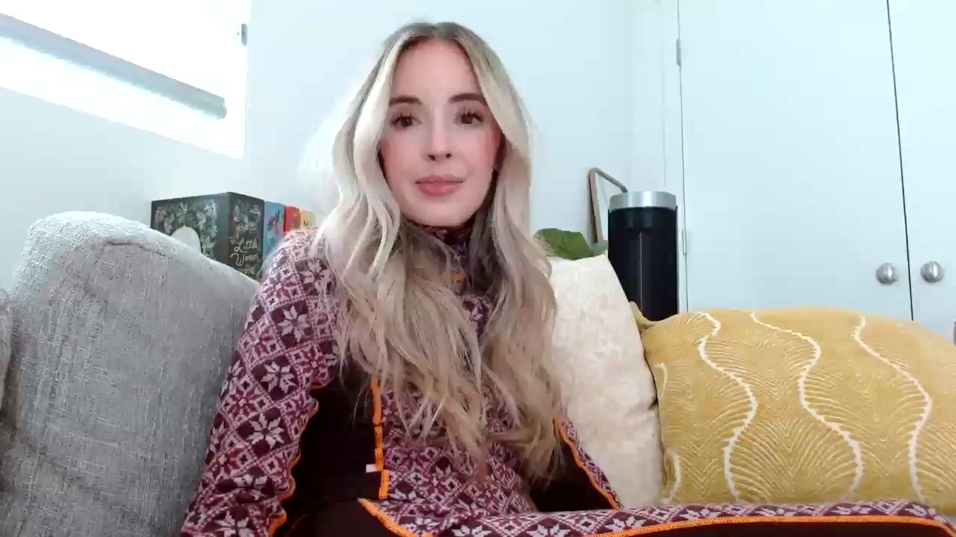 Gallery image thumbnail from Vegansoda's myfreecams stream on, 04/05/2024, 23:23 image 17 of 20