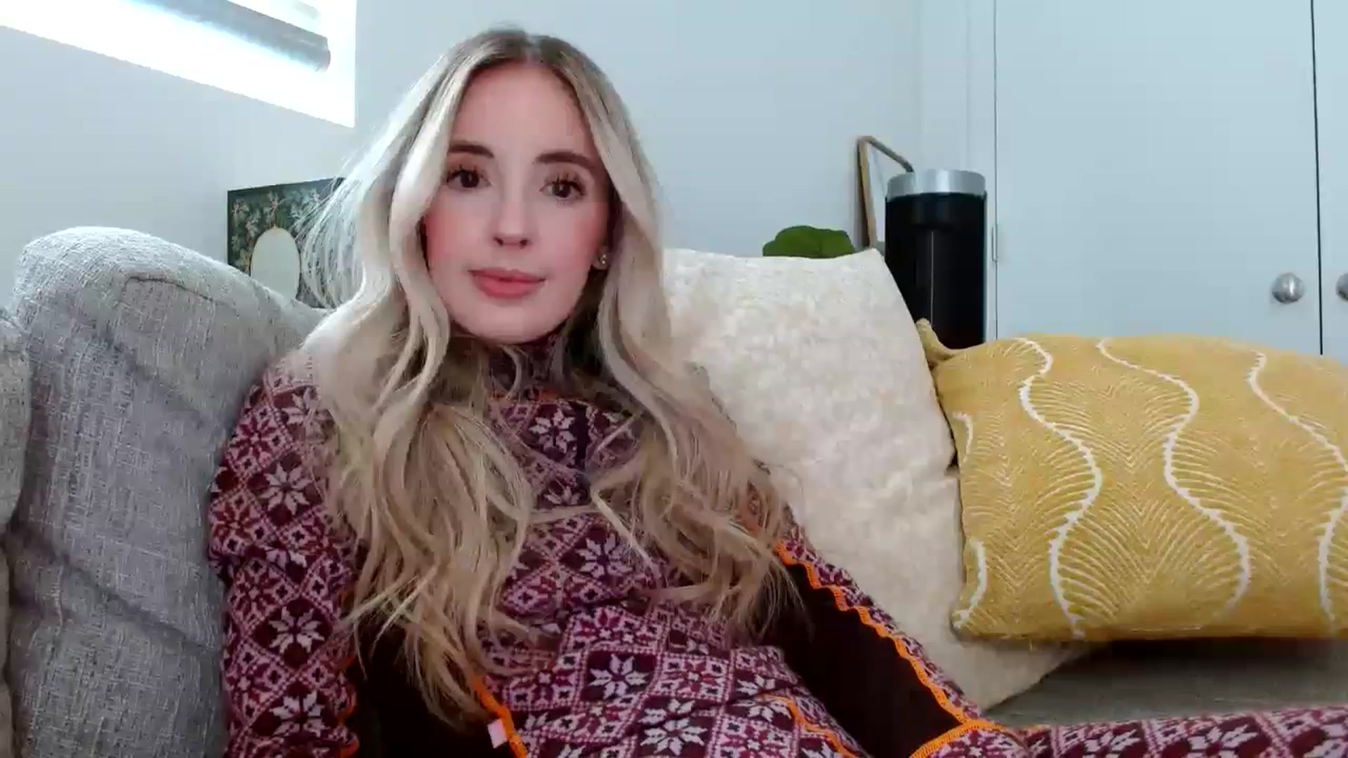 Gallery image thumbnail from Vegansoda's myfreecams stream on, 04/05/2024, 23:23 image 18 of 20