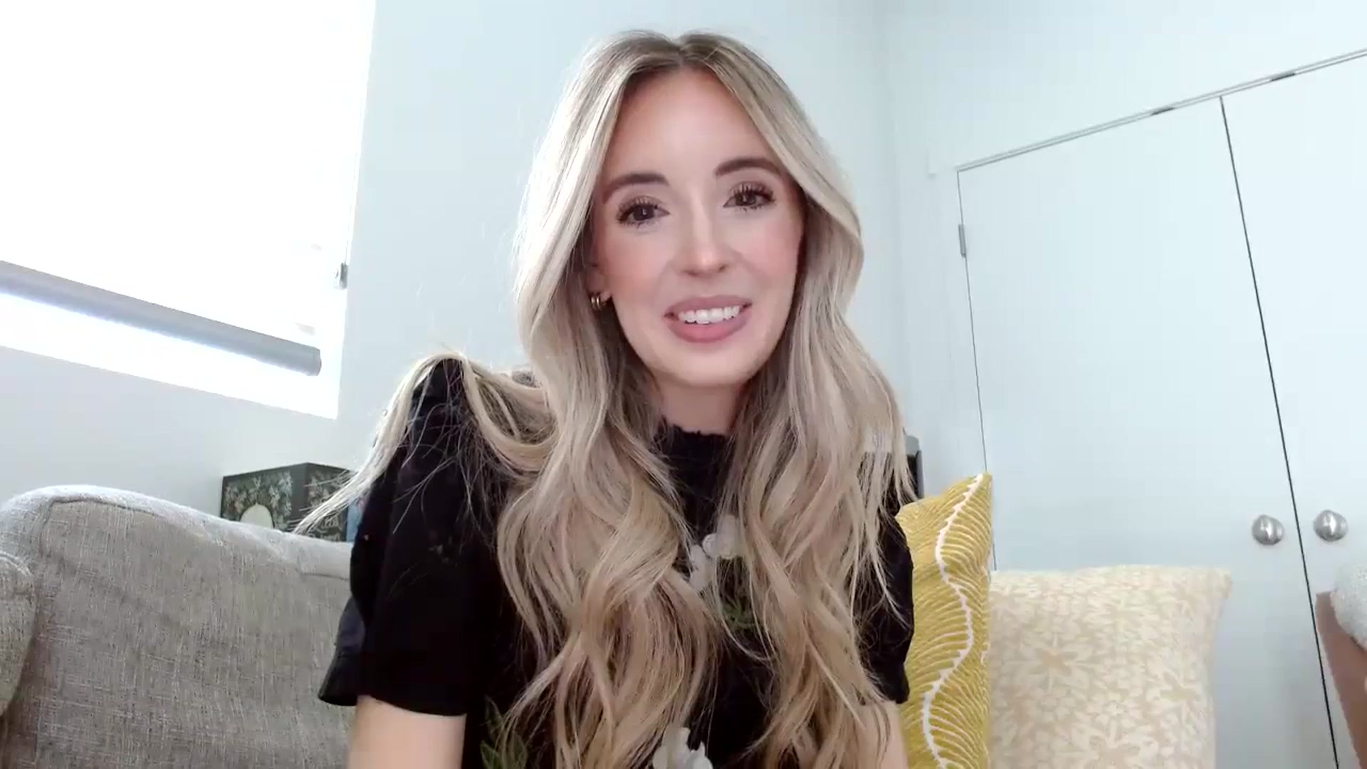 Gallery image thumbnail from Vegansoda's myfreecams stream on, 04/11/2024, 19:29 image 18 of 20