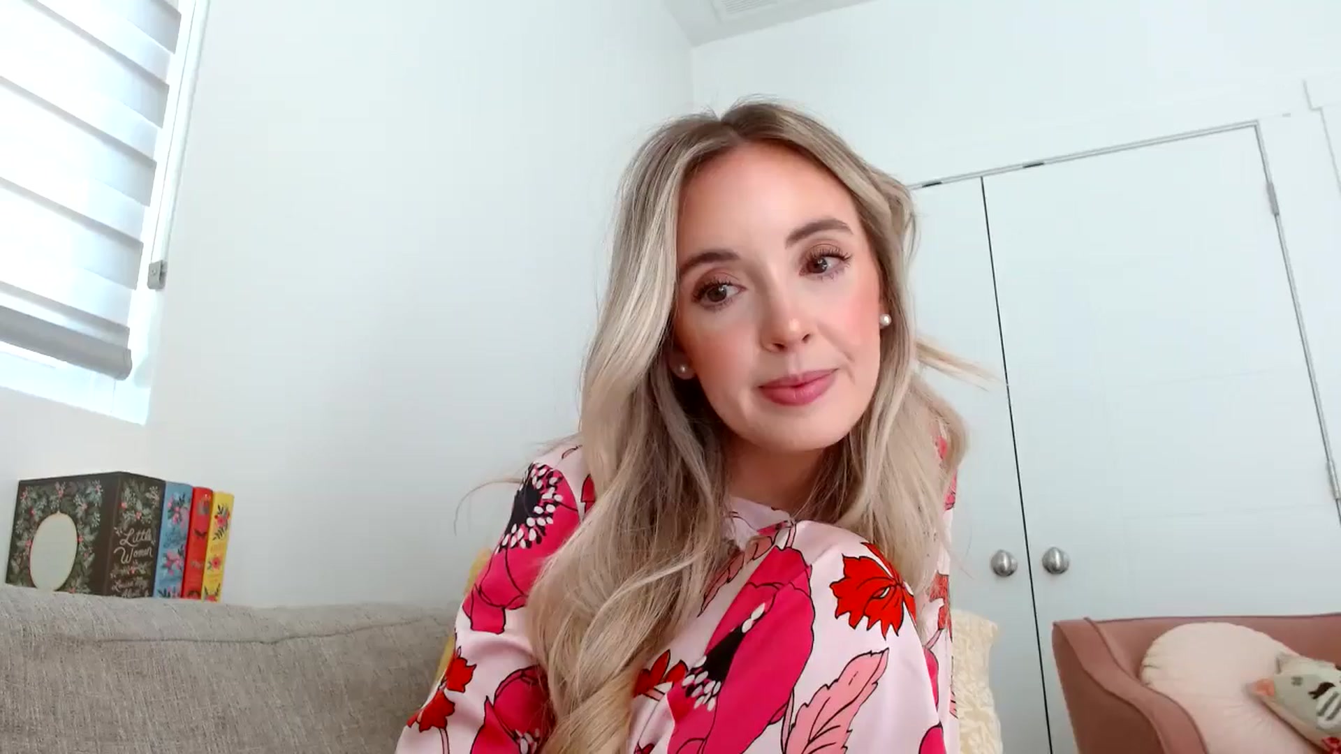 Gallery image thumbnail from Vegansoda's myfreecams stream on, 04/16/2024, 22:32 image 19 of 20