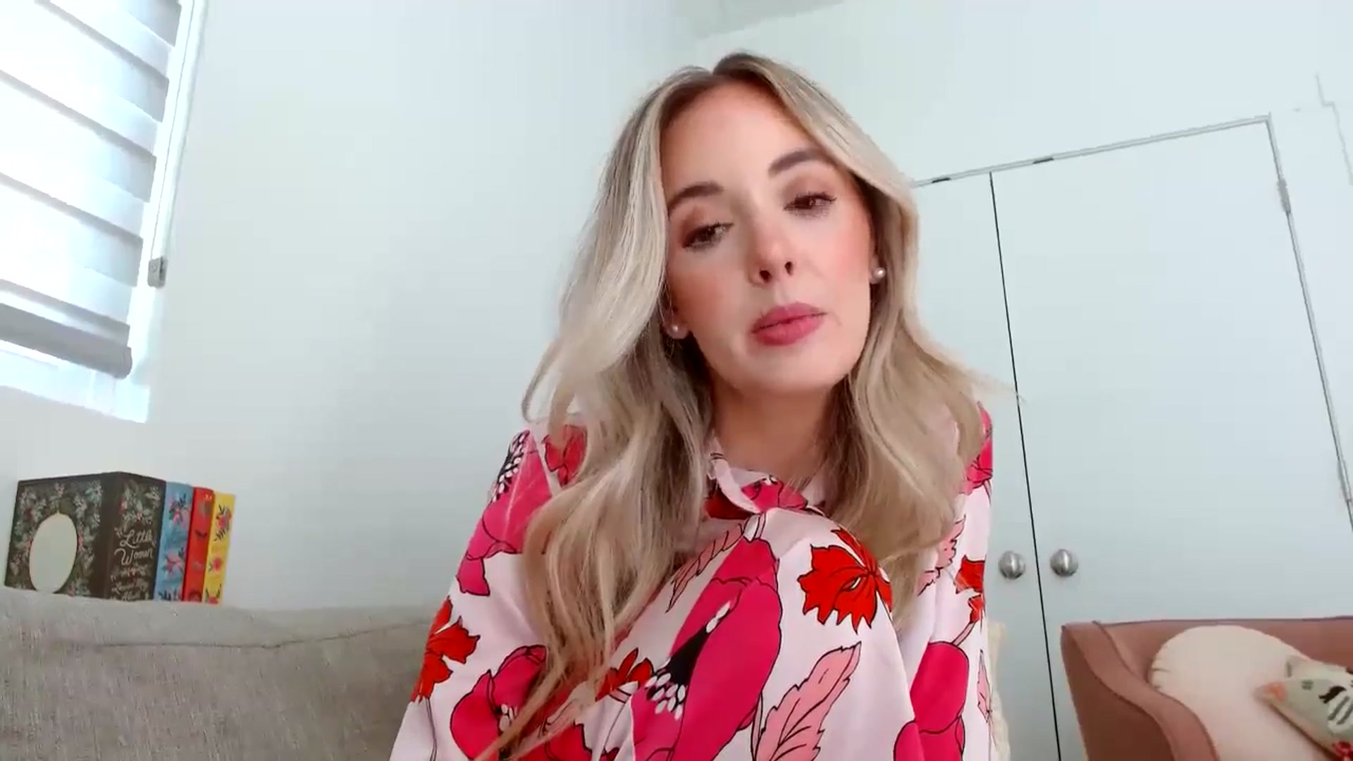 Gallery image thumbnail from Vegansoda's myfreecams stream on, 04/16/2024, 22:32 image 18 of 20