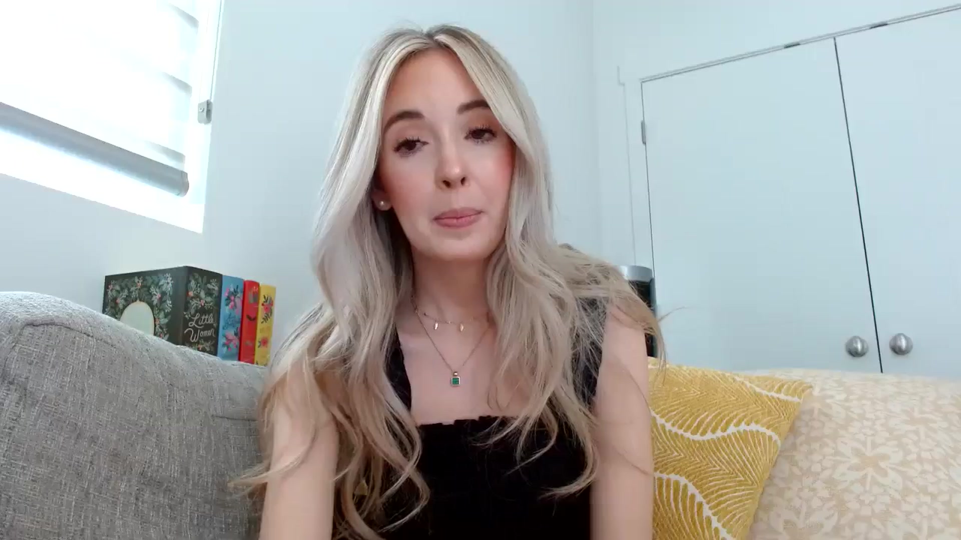 Gallery image thumbnail from Vegansoda's myfreecams stream on, 04/25/2024, 21:50 image 9 of 20
