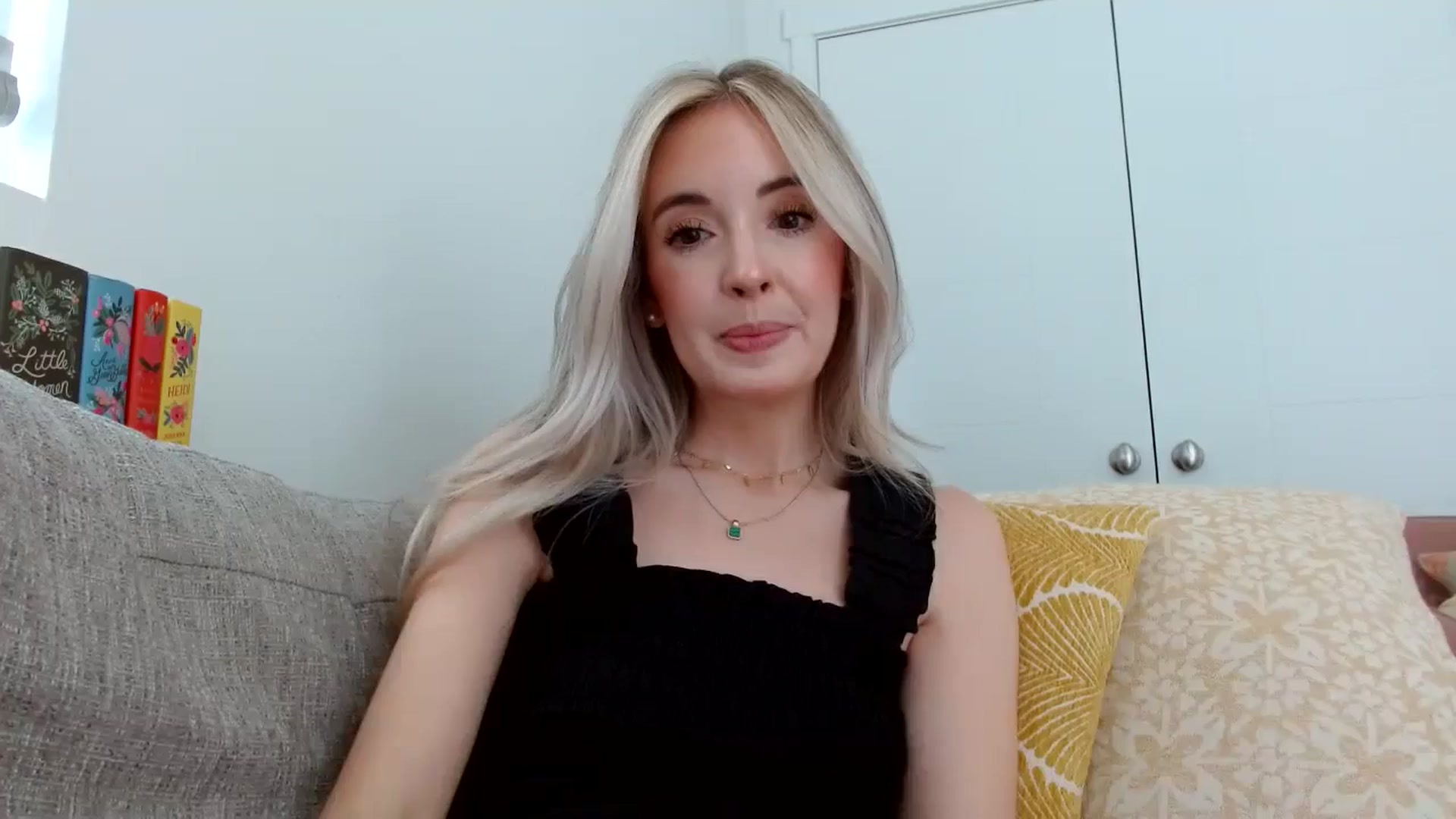 Gallery image thumbnail from Vegansoda's myfreecams stream on, 04/25/2024, 21:50 image 11 of 20