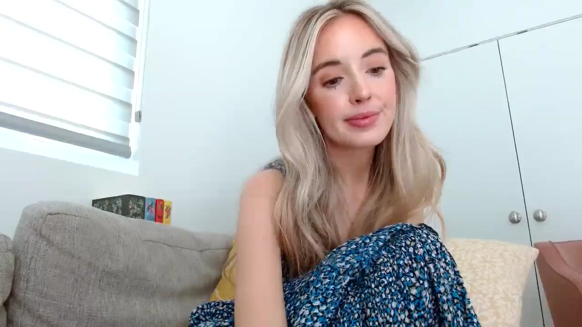 Gallery image thumbnail from Vegansoda's myfreecams stream on, 04/28/2024, 22:03 image 6 of 20