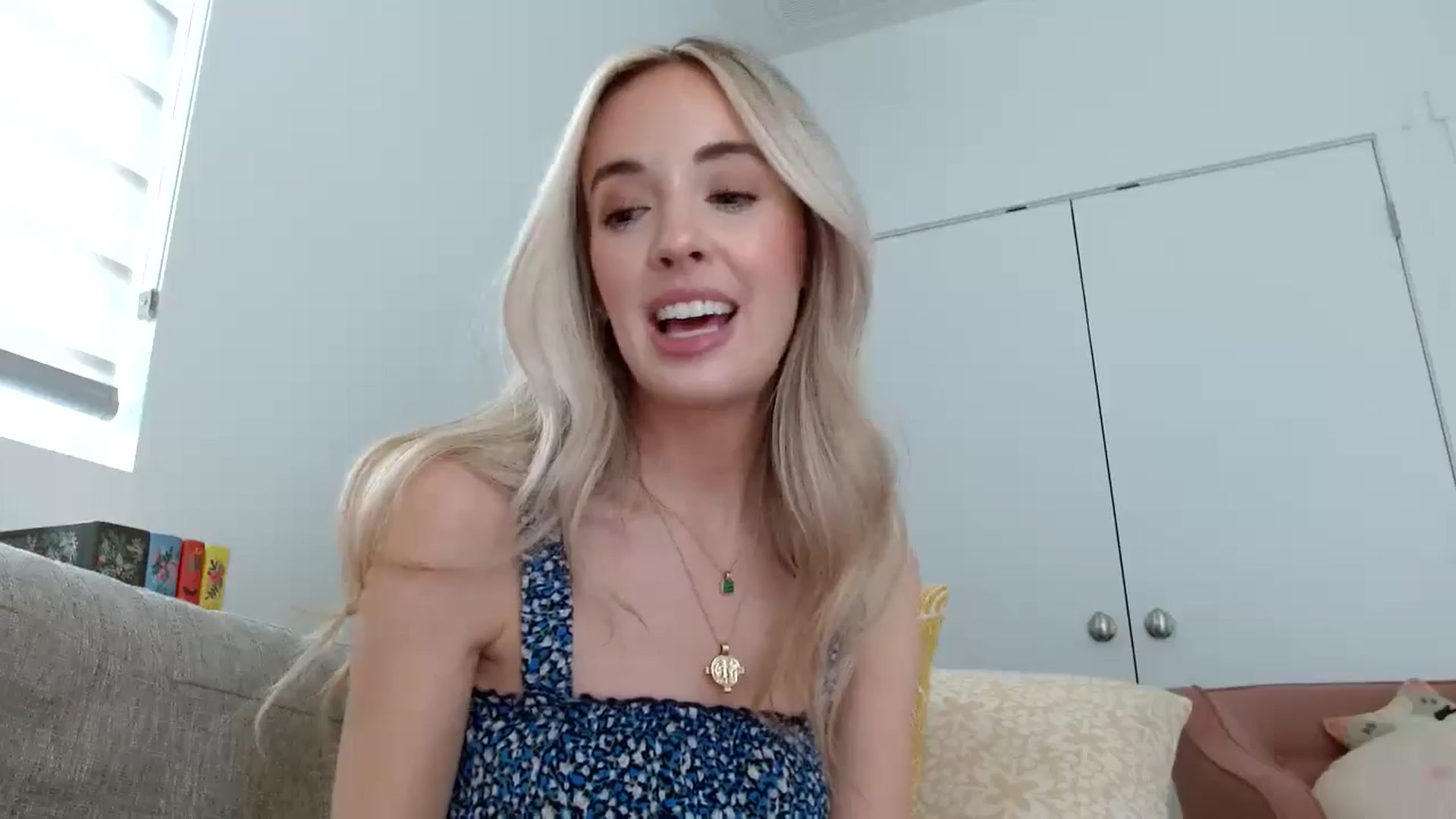 Gallery image thumbnail from Vegansoda's myfreecams stream on, 04/28/2024, 23:04 image 3 of 20