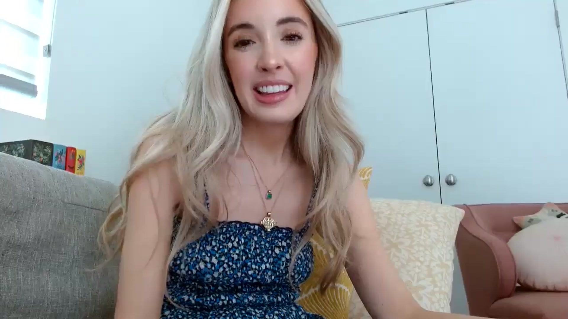 Gallery image thumbnail from Vegansoda's myfreecams stream on, 04/28/2024, 23:04 image 6 of 20