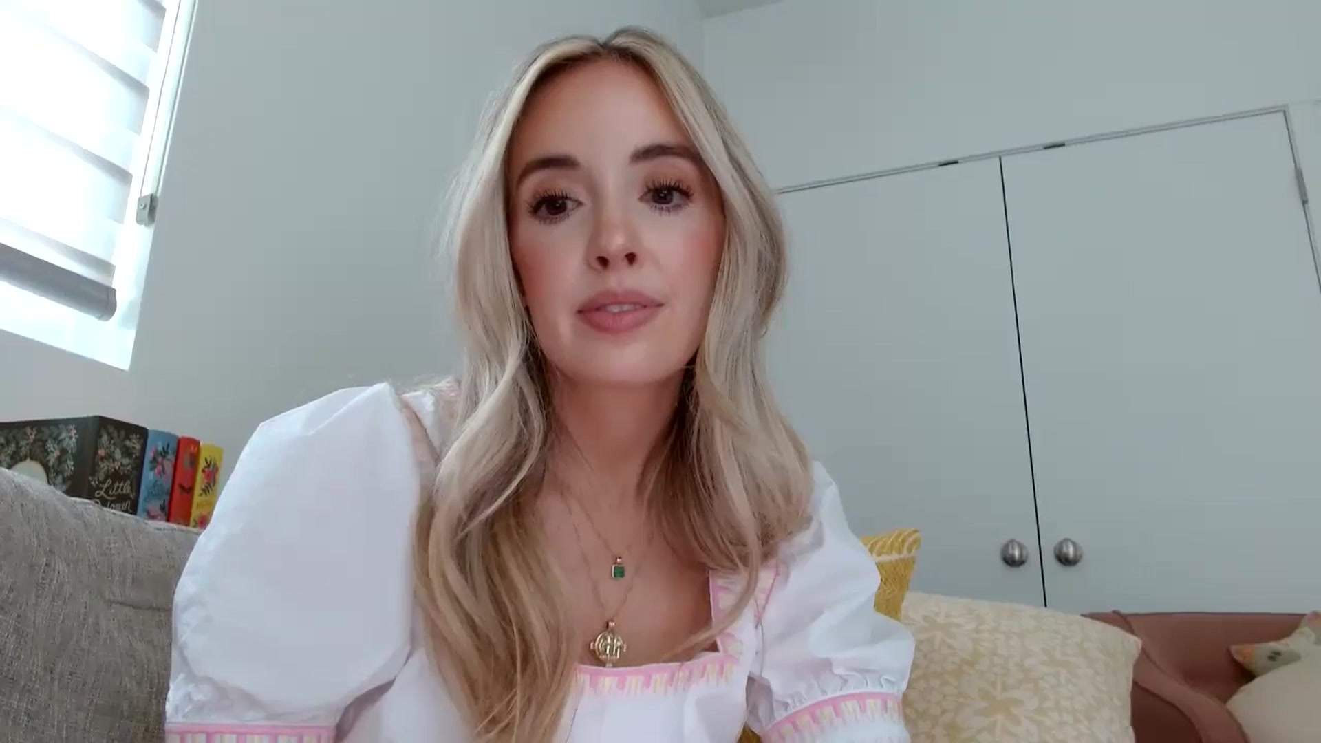 Gallery image thumbnail from Vegansoda's myfreecams stream on, 04/29/2024, 23:20 image 18 of 20