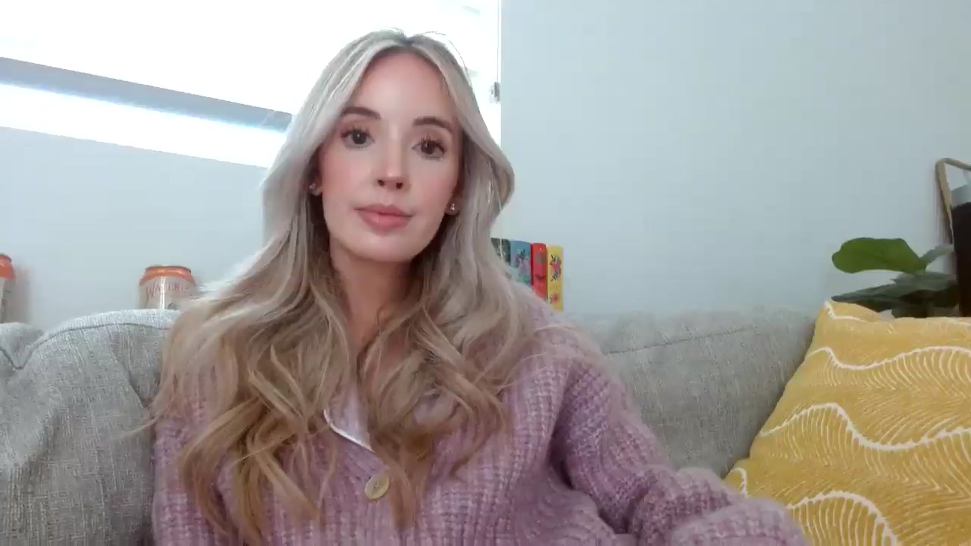 Gallery image thumbnail from Vegansoda's myfreecams stream on, 05/02/2024, 23:13 image 18 of 20