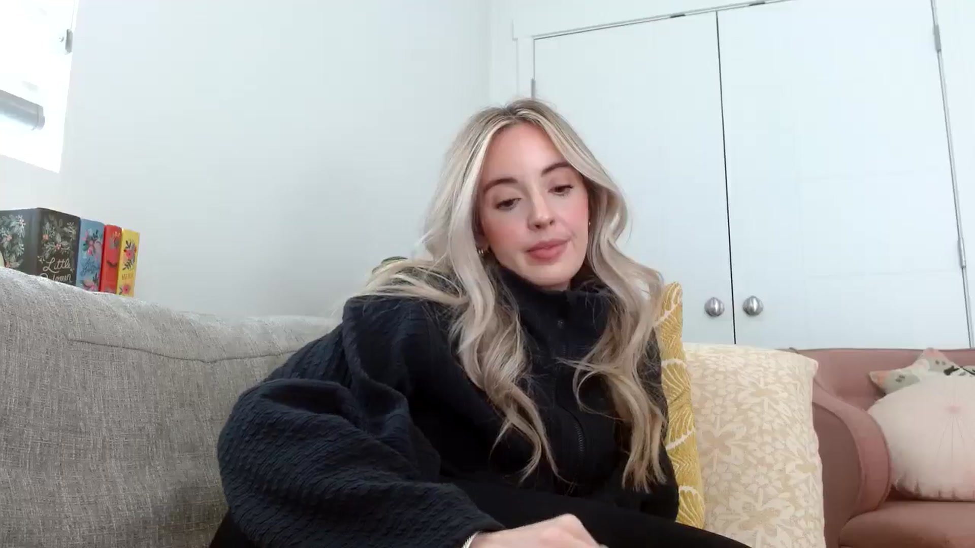 Gallery image thumbnail from Vegansoda's myfreecams stream on, 05/04/2024, 22:03 image 9 of 20