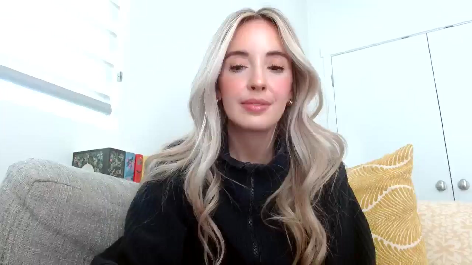 Gallery image thumbnail from Vegansoda's myfreecams stream on, 05/04/2024, 22:03 image 20 of 20