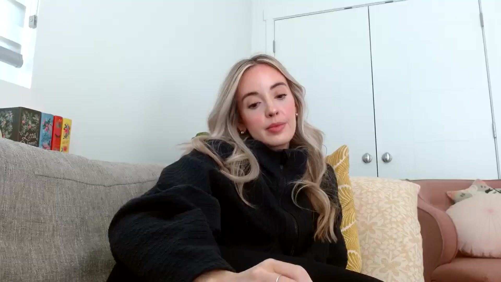 Gallery image thumbnail from Vegansoda's myfreecams stream on, 05/04/2024, 22:03 image 11 of 20