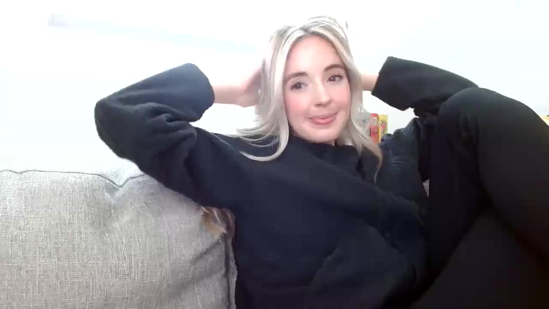 Gallery image thumbnail from Vegansoda's myfreecams stream on, 05/04/2024, 23:00 image 18 of 20