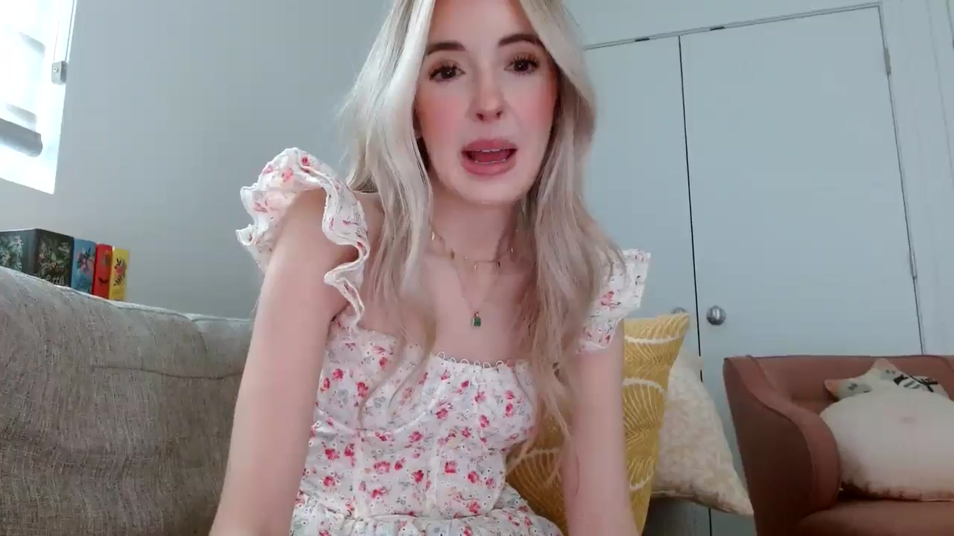 Gallery image thumbnail from Vegansoda's myfreecams stream on, 05/09/2024, 22:19 image 19 of 20