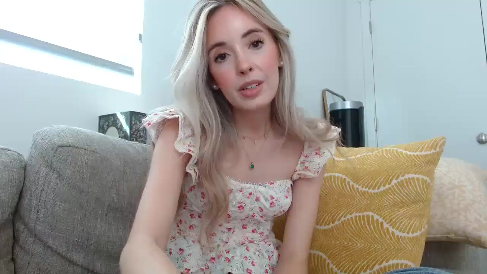 Gallery image thumbnail from Vegansoda's myfreecams stream on, 05/09/2024, 23:34 image 20 of 20