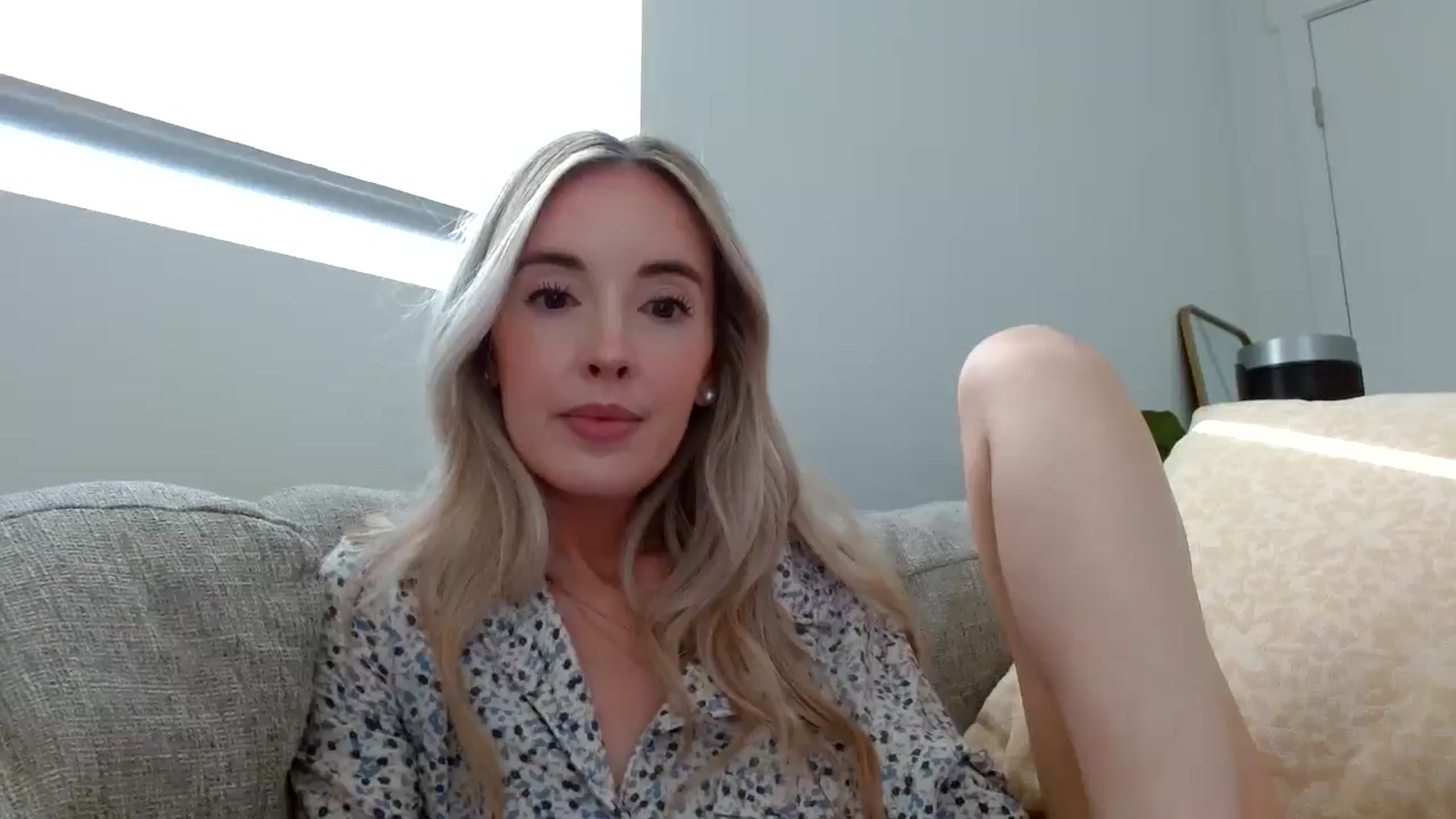 Gallery image thumbnail from Vegansoda's myfreecams stream on, 05/22/2024, 01:46 image 2 of 20